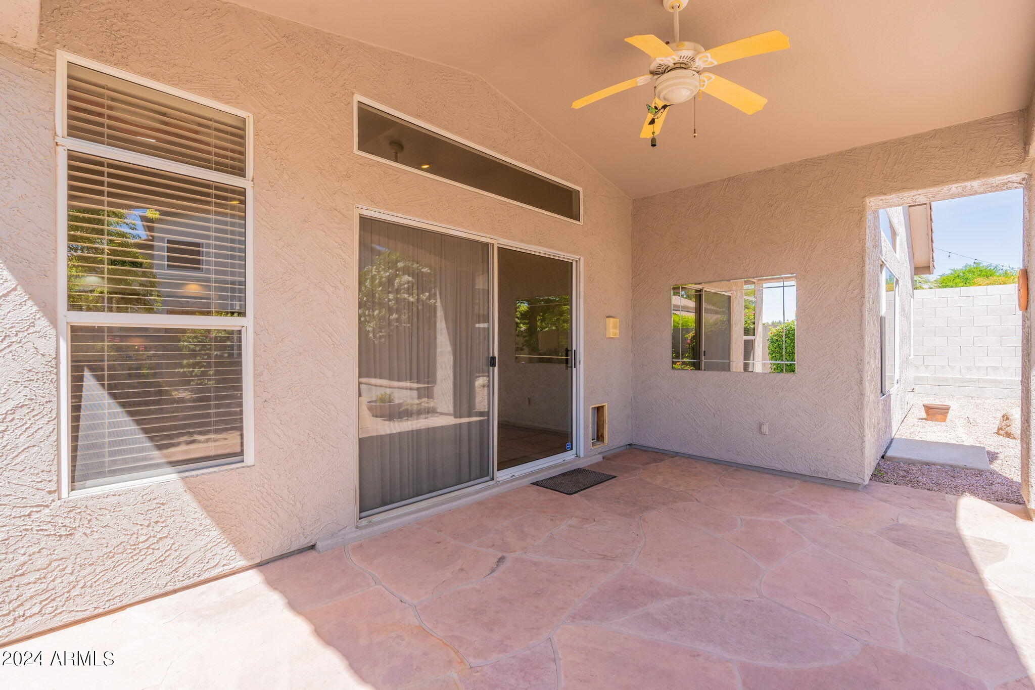 1225 E Presidio Road