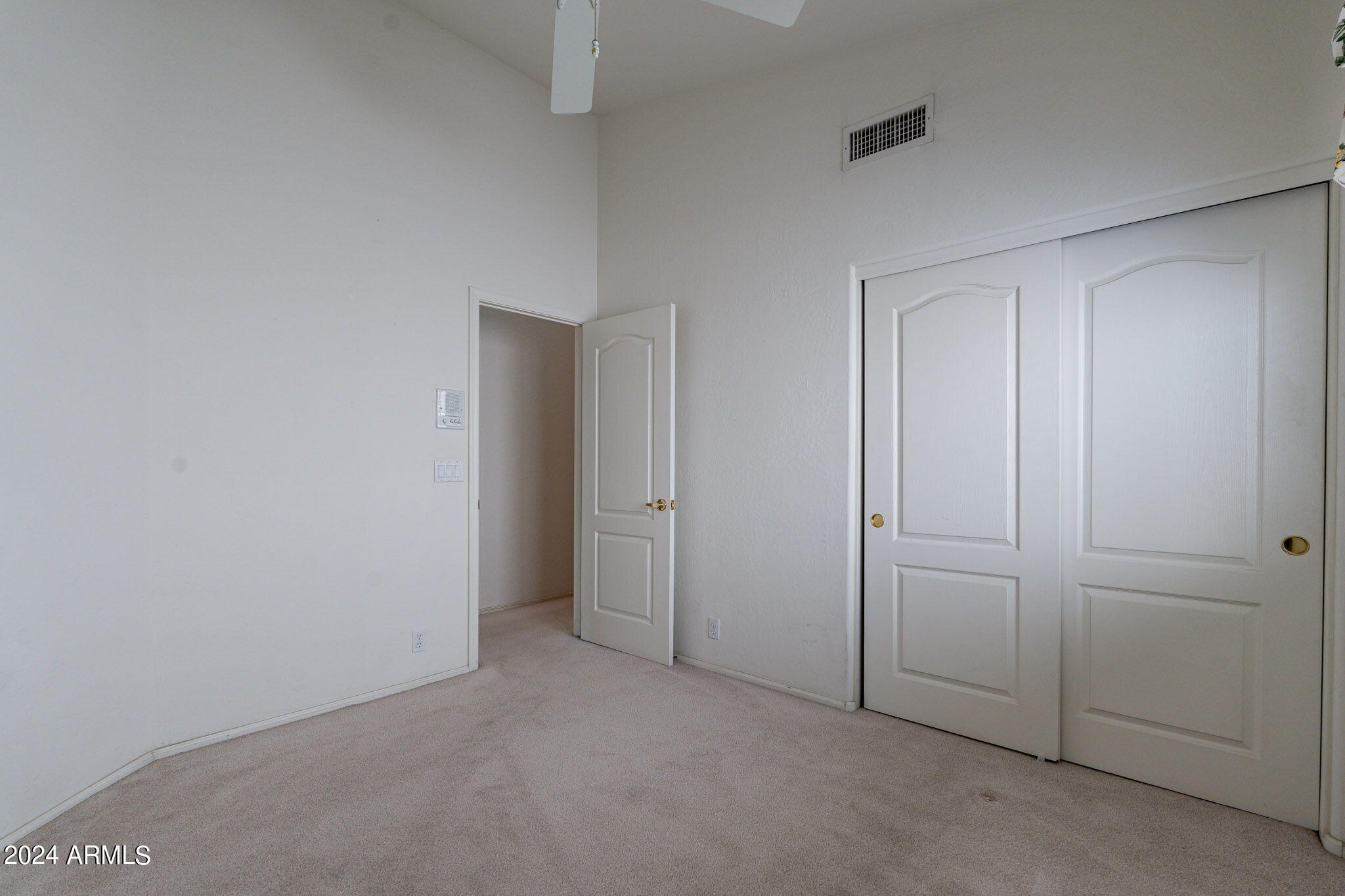 1225 E Presidio Road