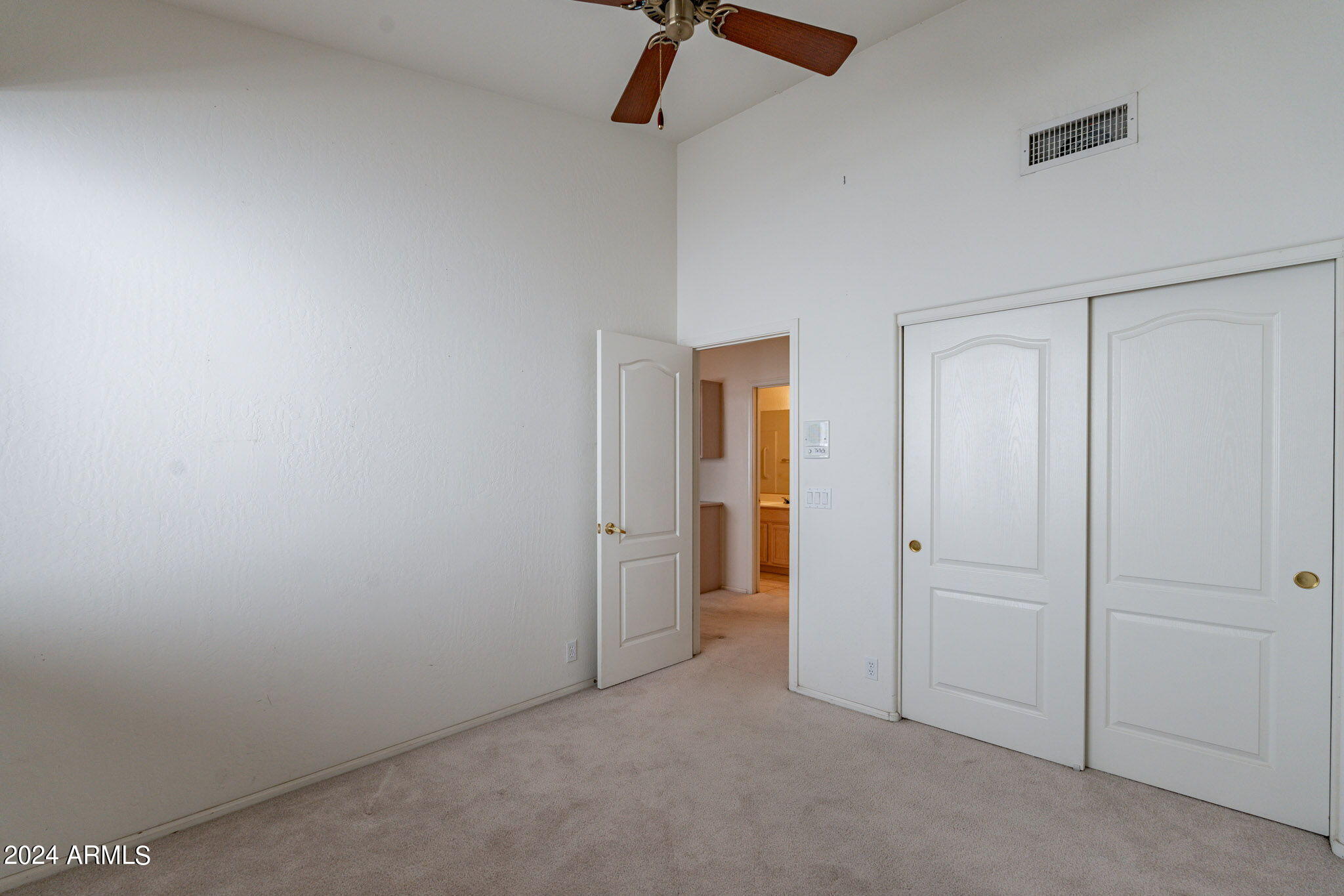 1225 E Presidio Road