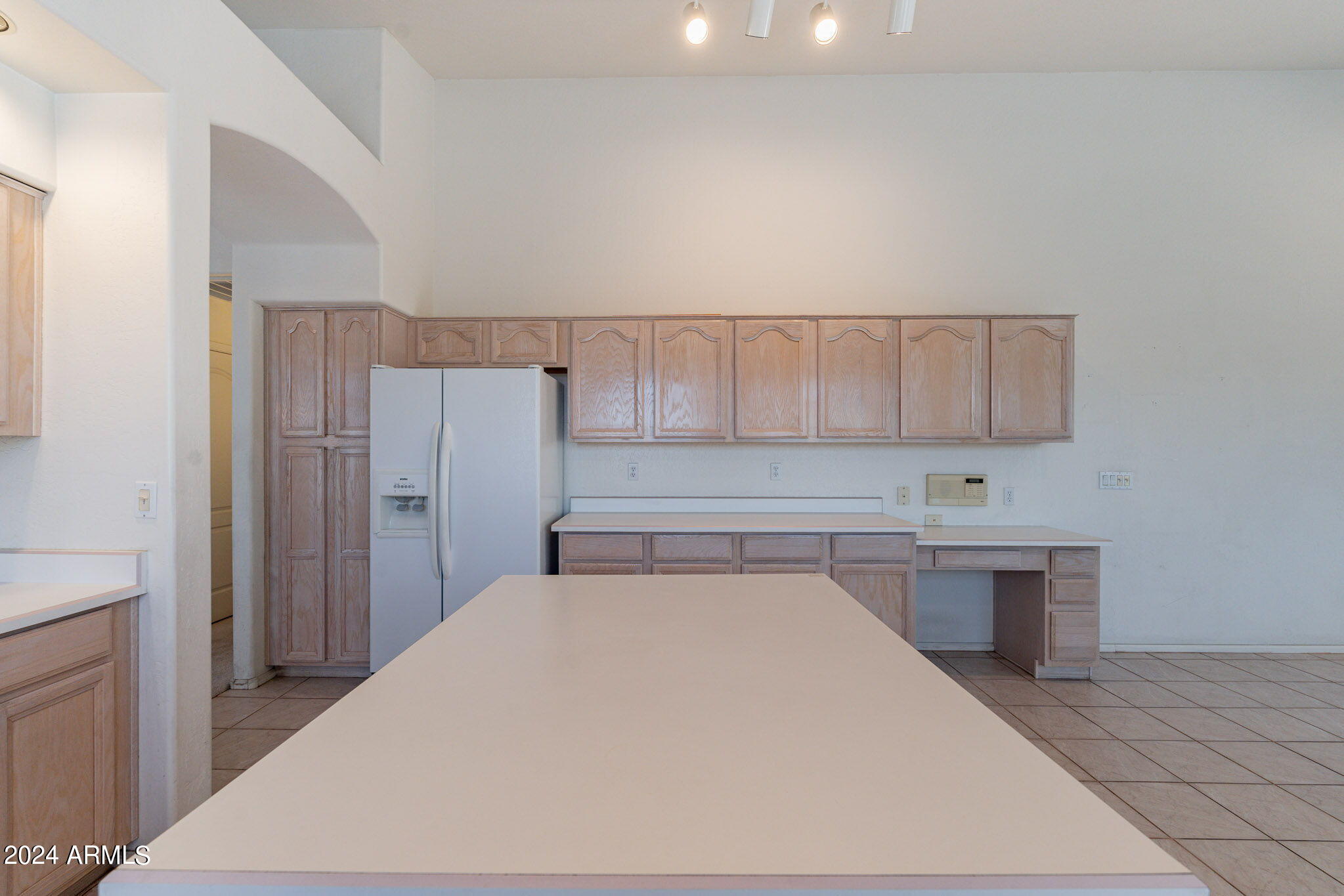 1225 E Presidio Road
