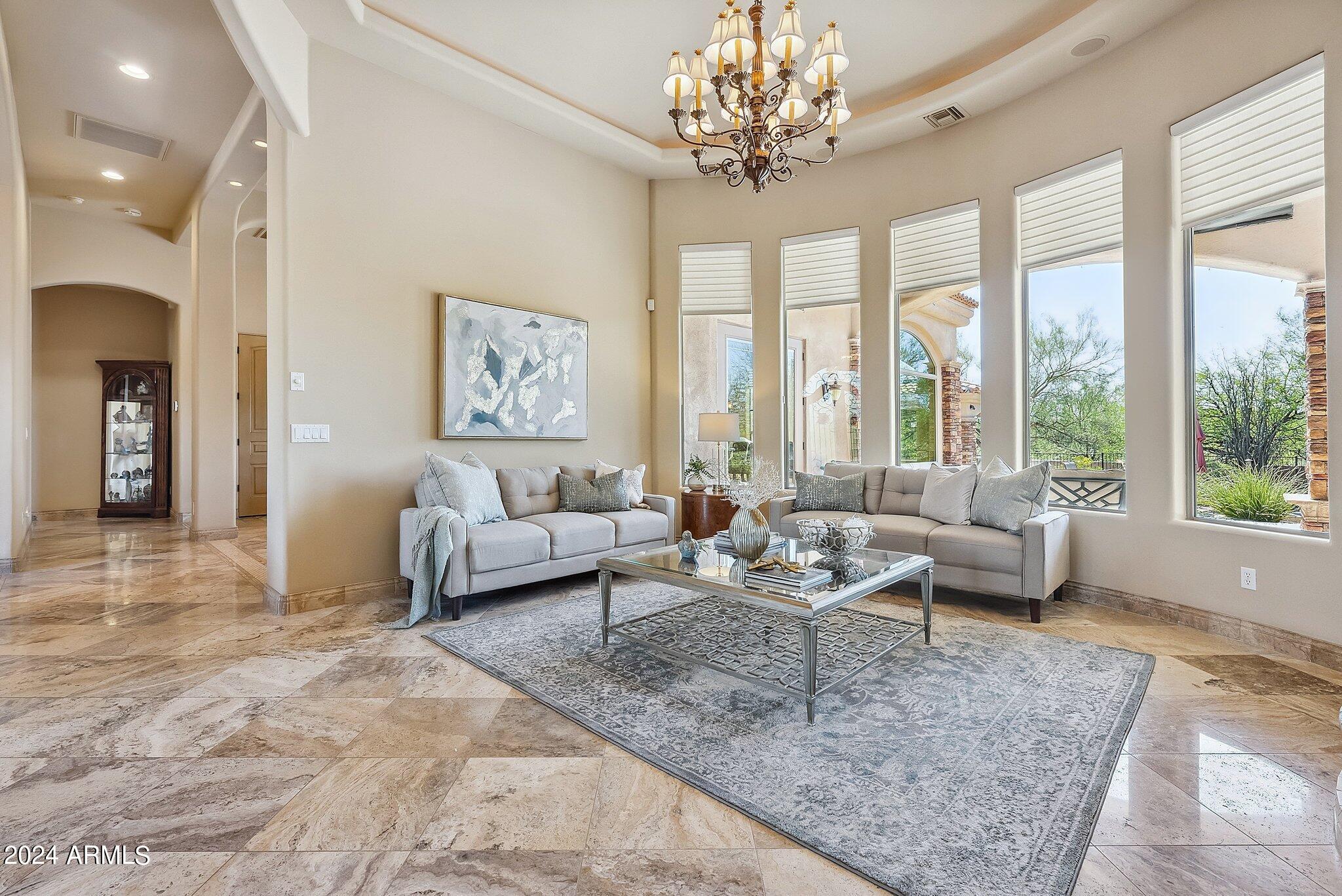 3914 N PINNACLE HILLS Circle