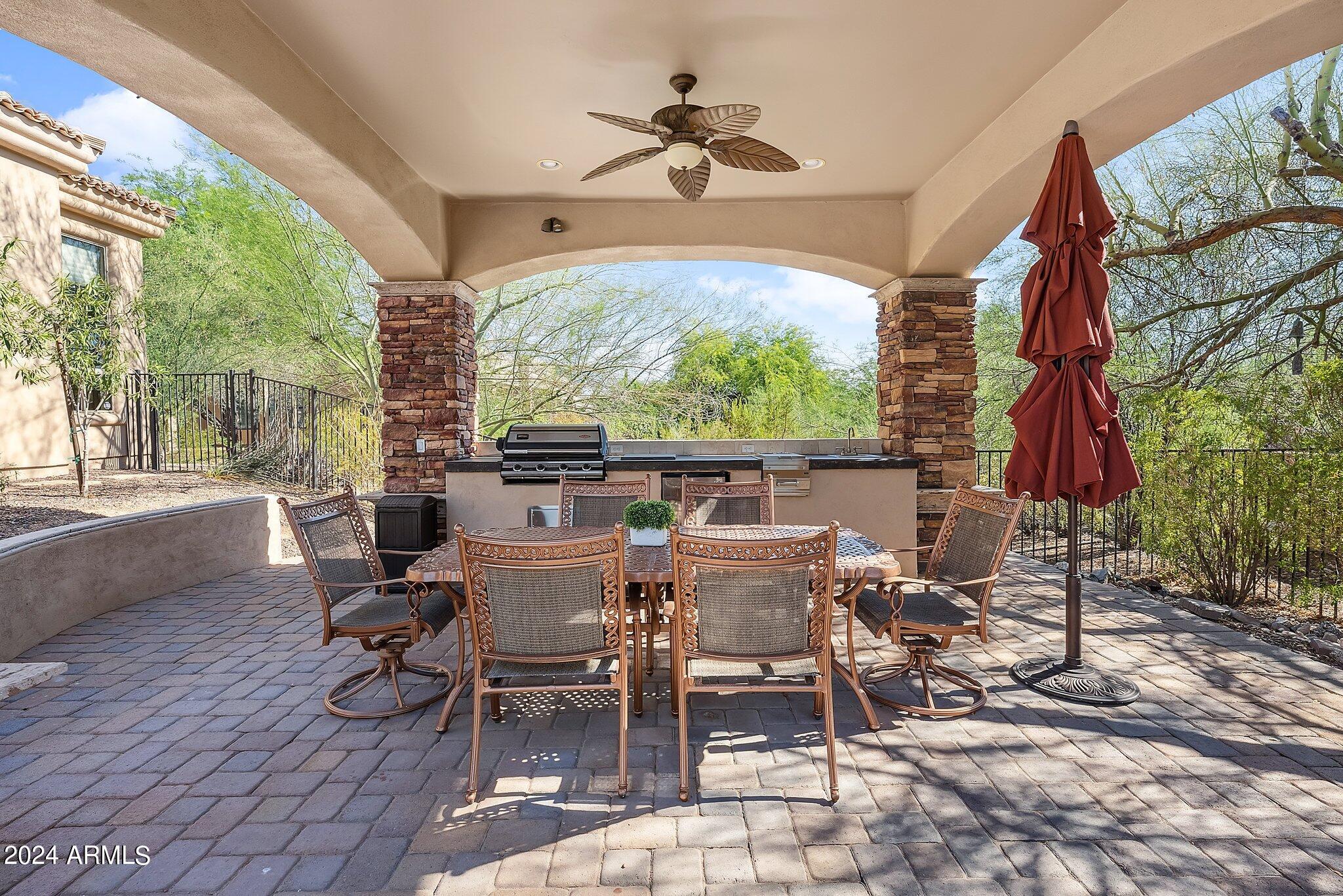 3914 N PINNACLE HILLS Circle