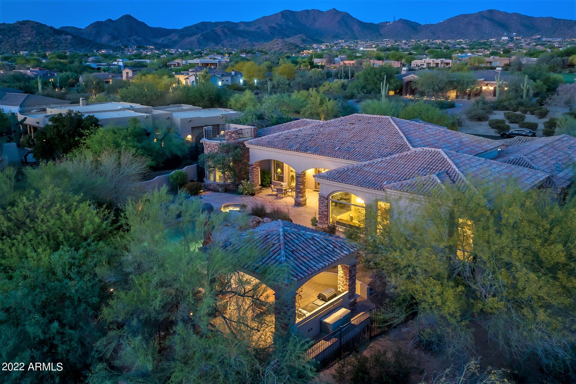 3914 N PINNACLE HILLS Circle