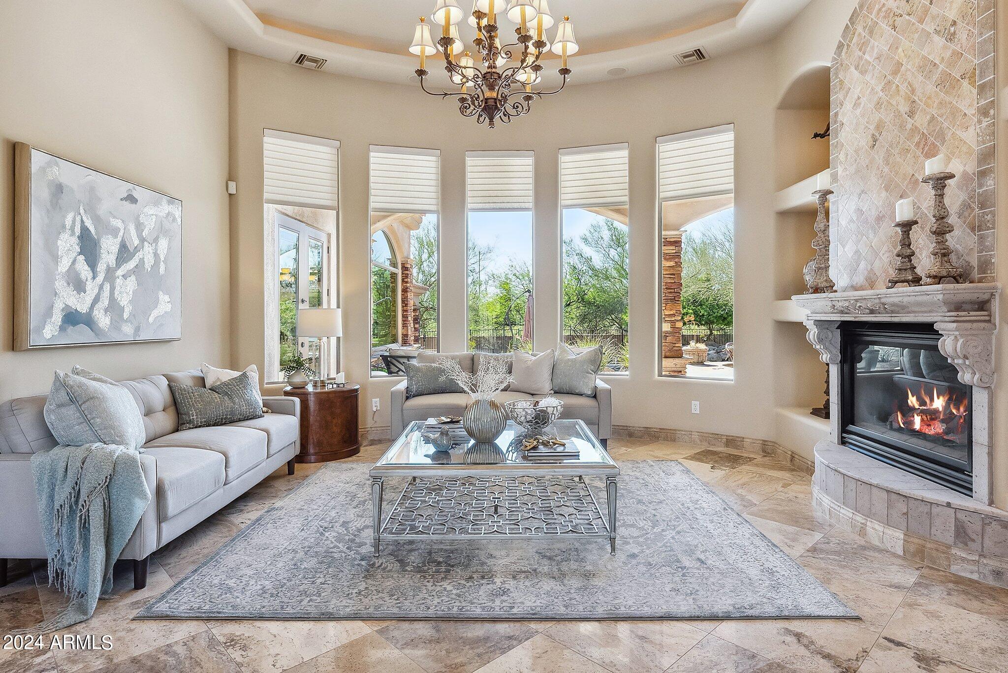 3914 N PINNACLE HILLS Circle