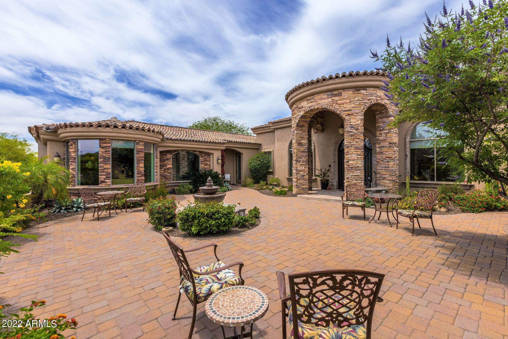 3914 N PINNACLE HILLS Circle
