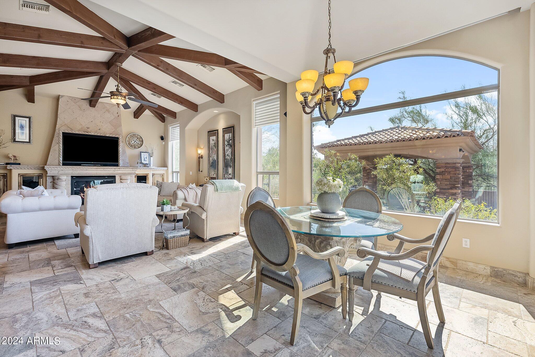 3914 N PINNACLE HILLS Circle