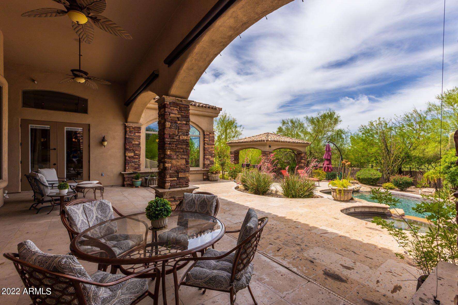 3914 N PINNACLE HILLS Circle
