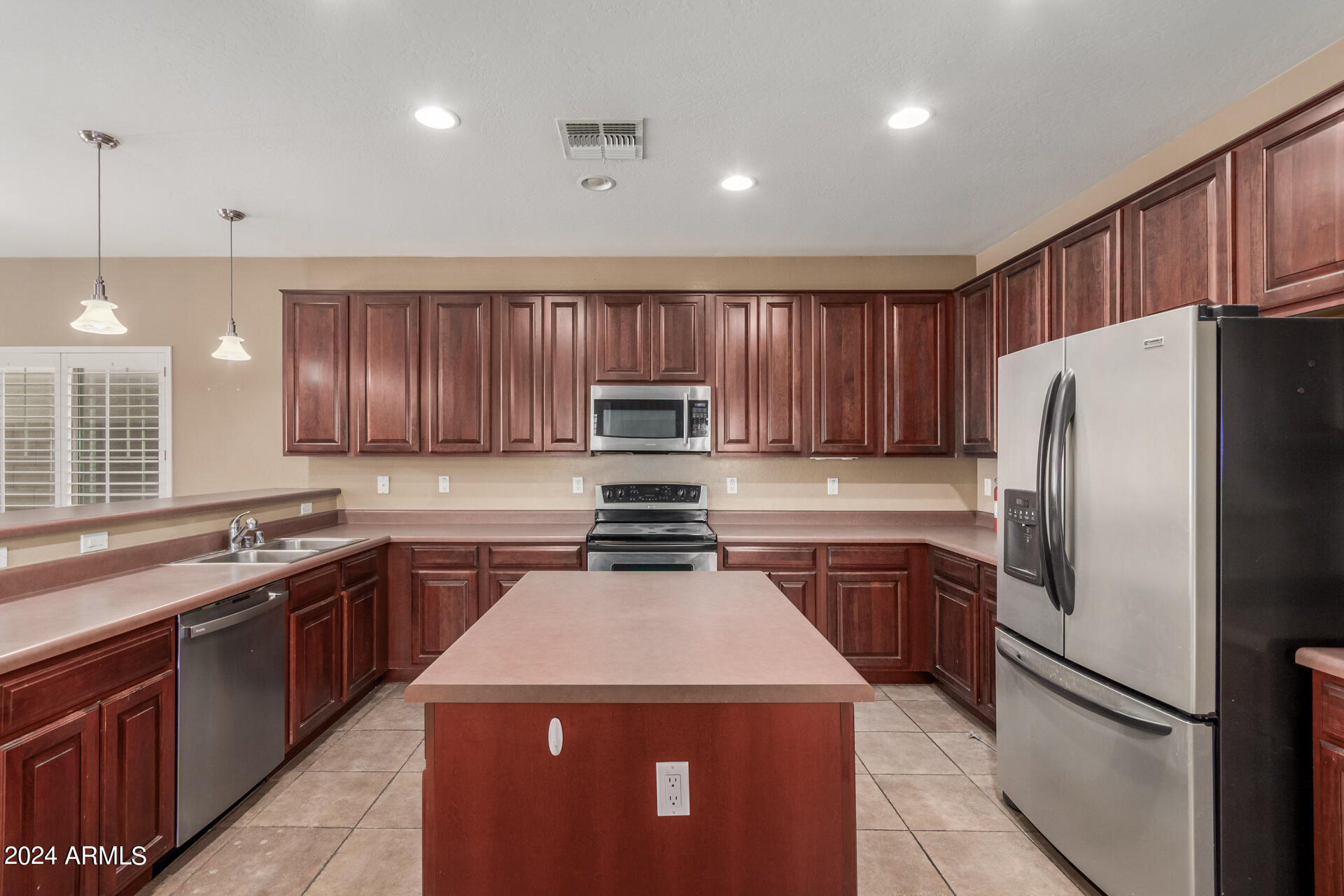 15939 W PORT ROYALE Lane