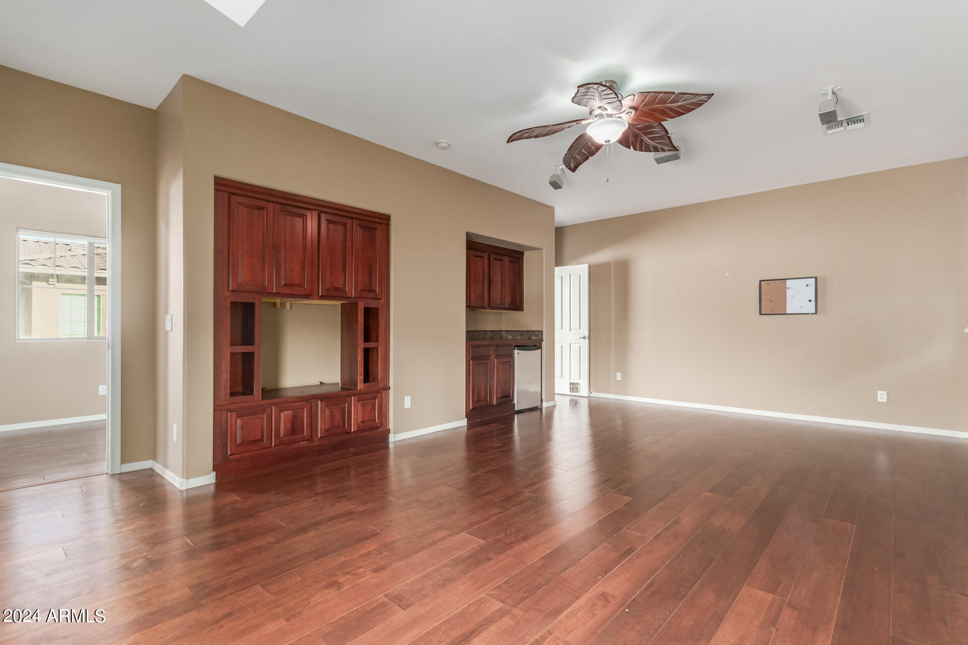 15939 W PORT ROYALE Lane