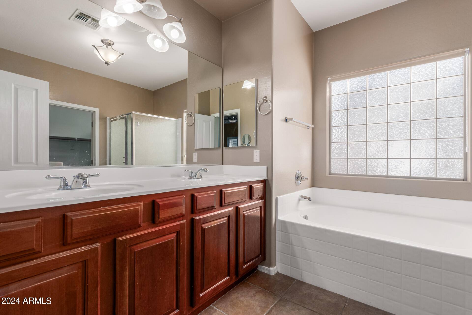 15939 W PORT ROYALE Lane