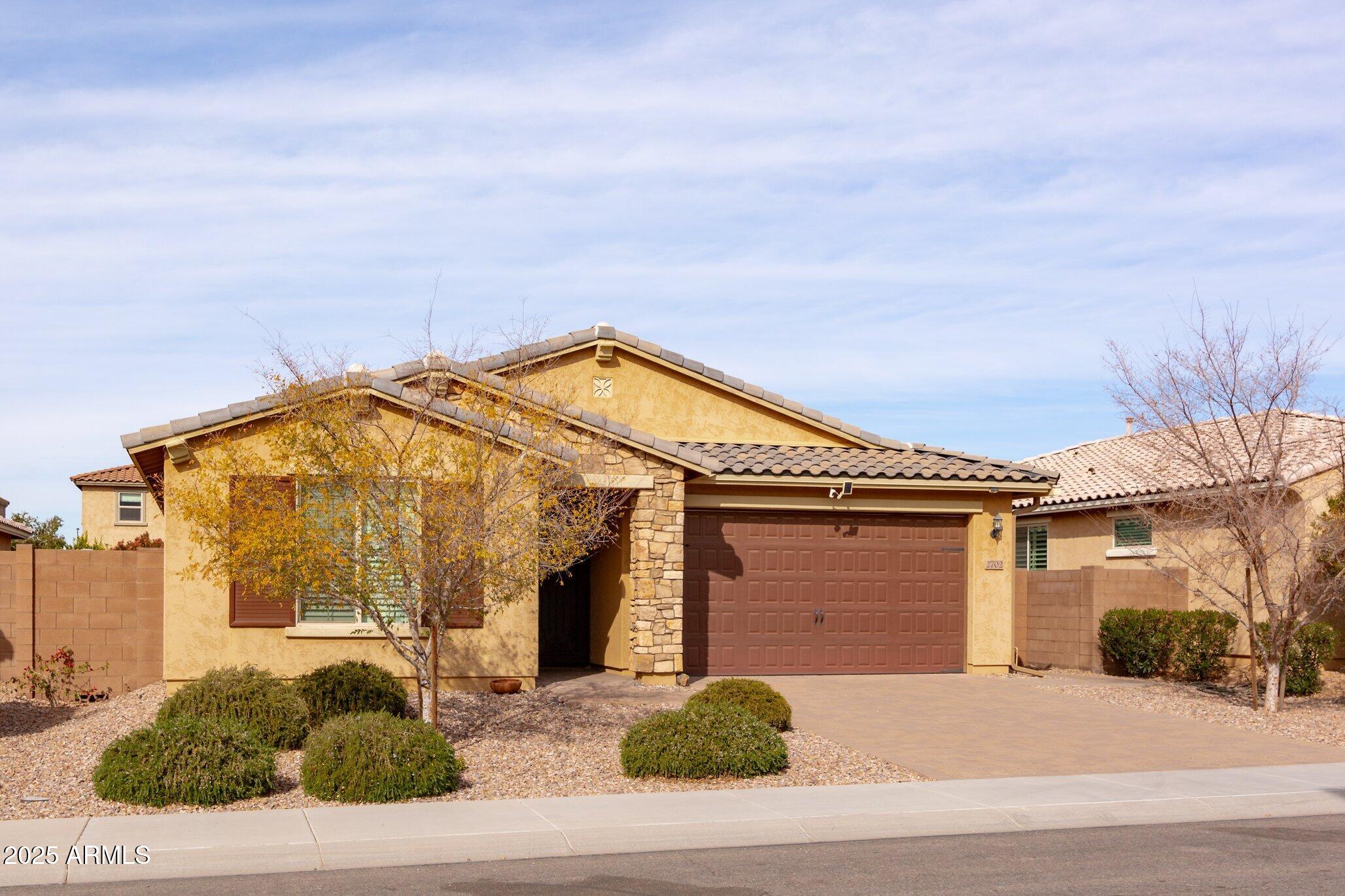 2702 E SADDLEBROOK Road