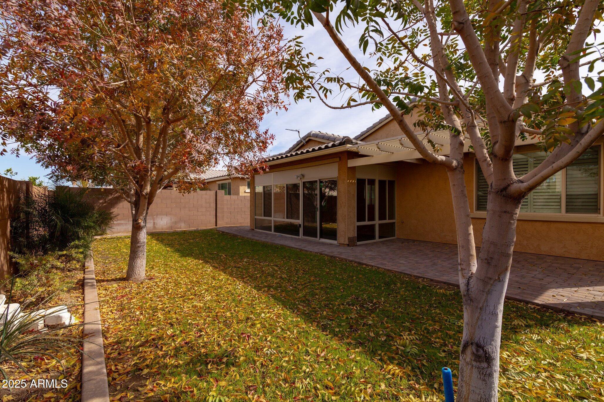 2702 E SADDLEBROOK Road