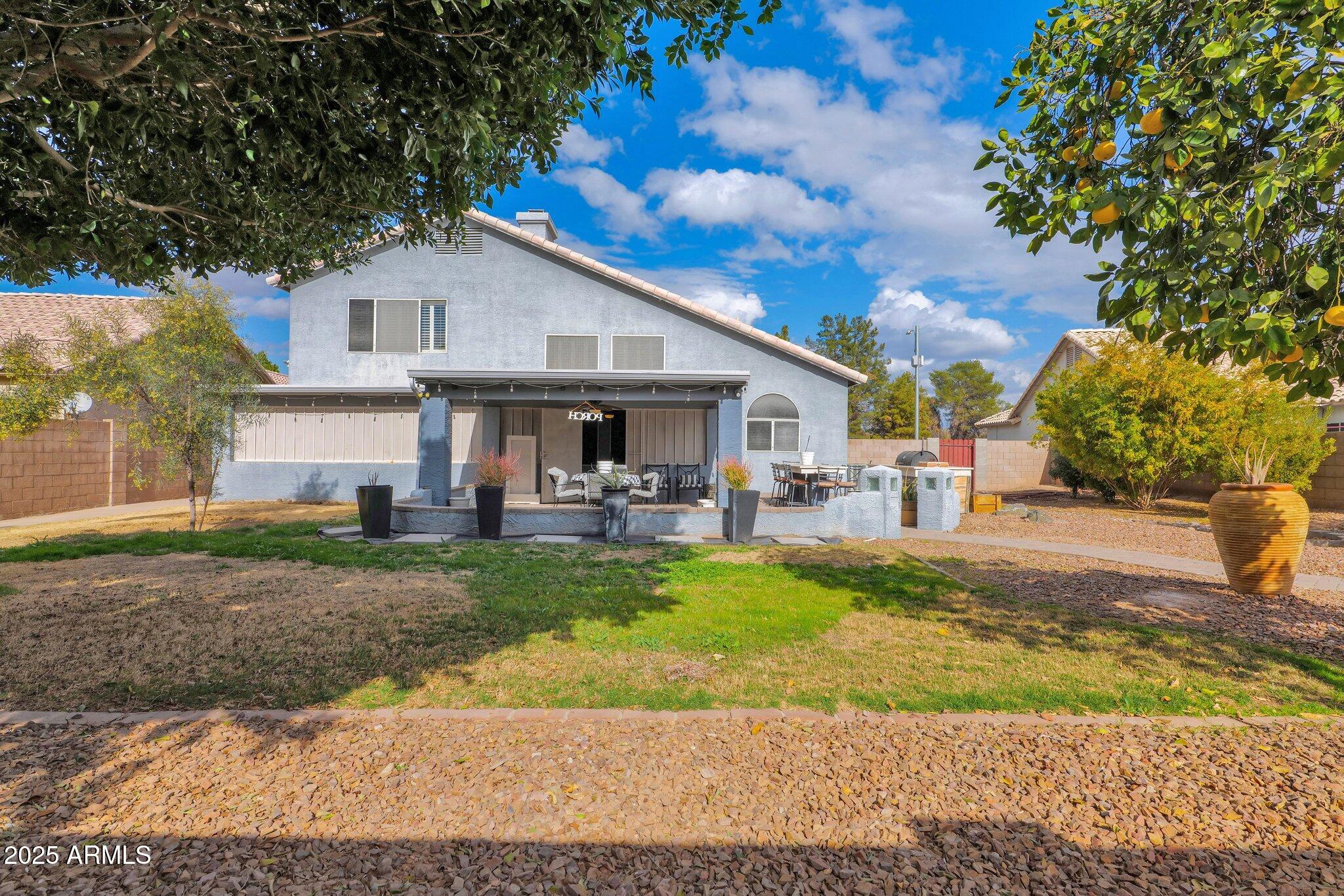 1260 N CONCORD Avenue