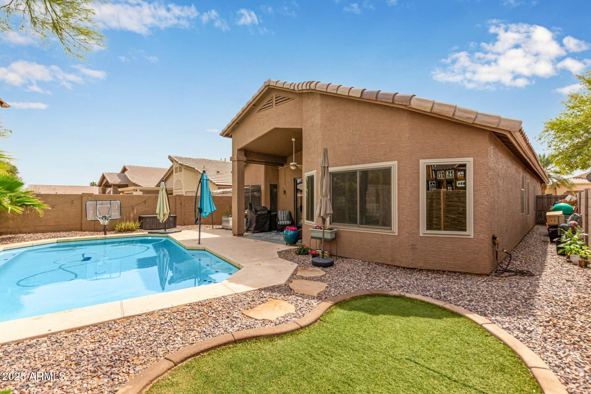 4630 E MOUNTAIN VISTA Drive