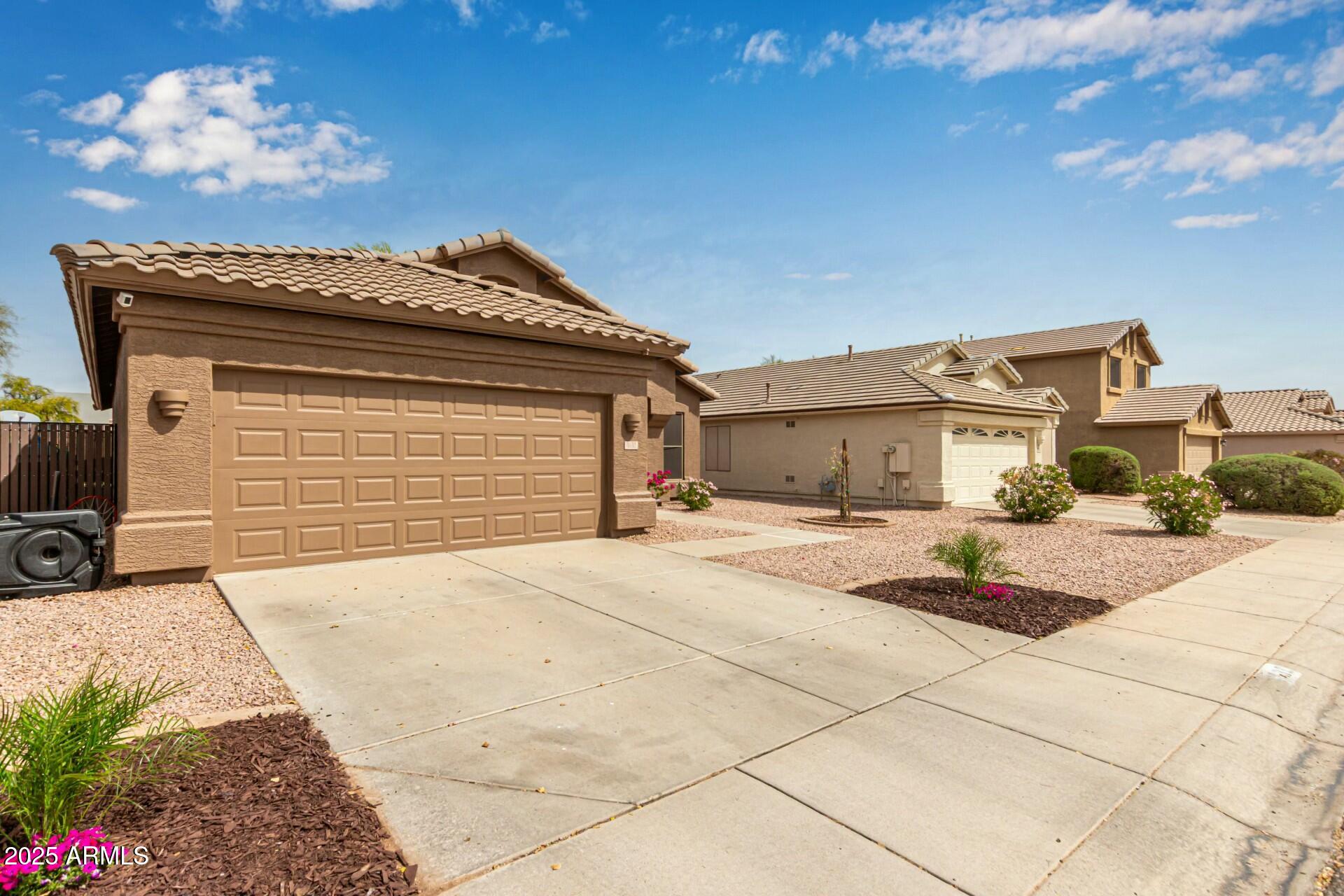 4630 E MOUNTAIN VISTA Drive