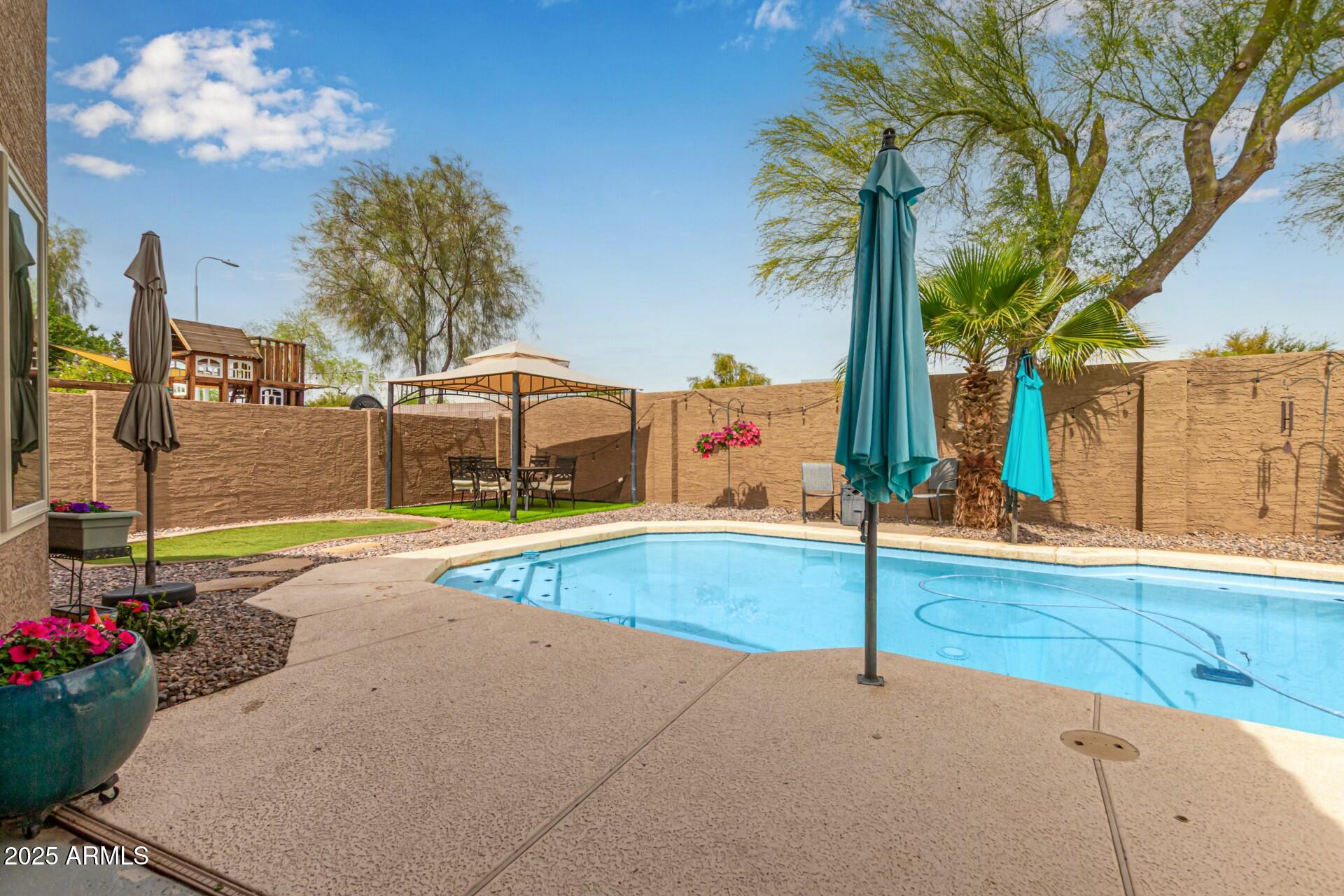 4630 E MOUNTAIN VISTA Drive