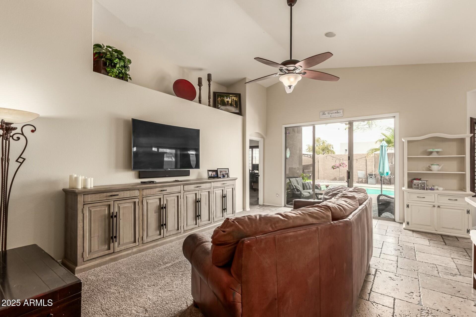 4630 E MOUNTAIN VISTA Drive