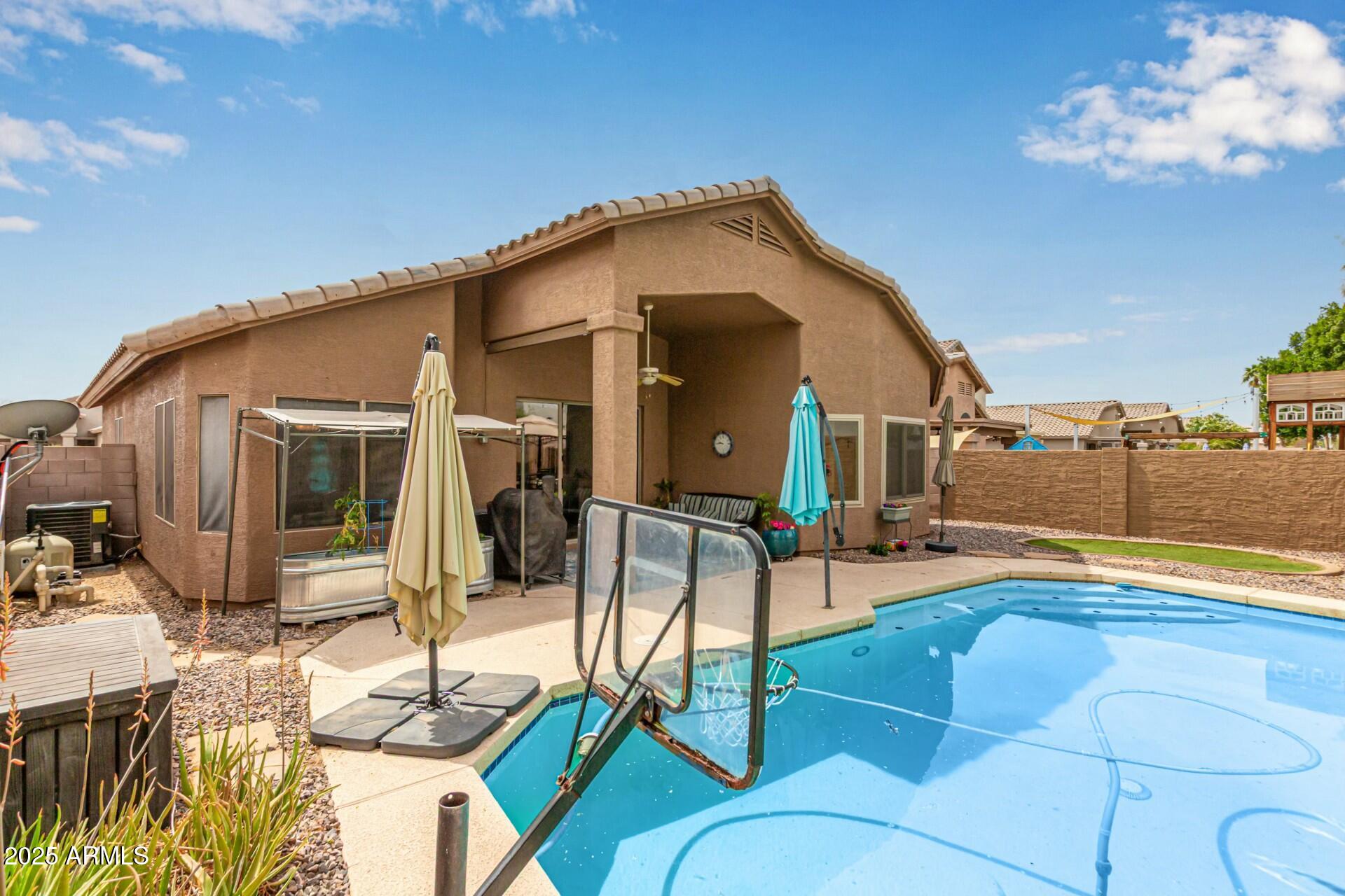 4630 E MOUNTAIN VISTA Drive