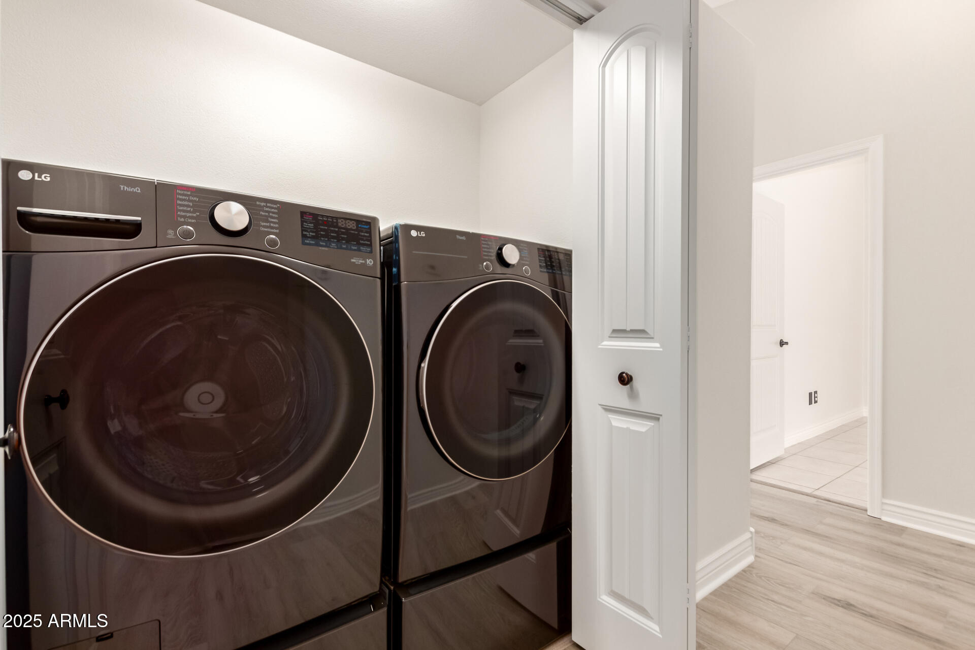 4387 E HARTFORD Avenue, Phoenix