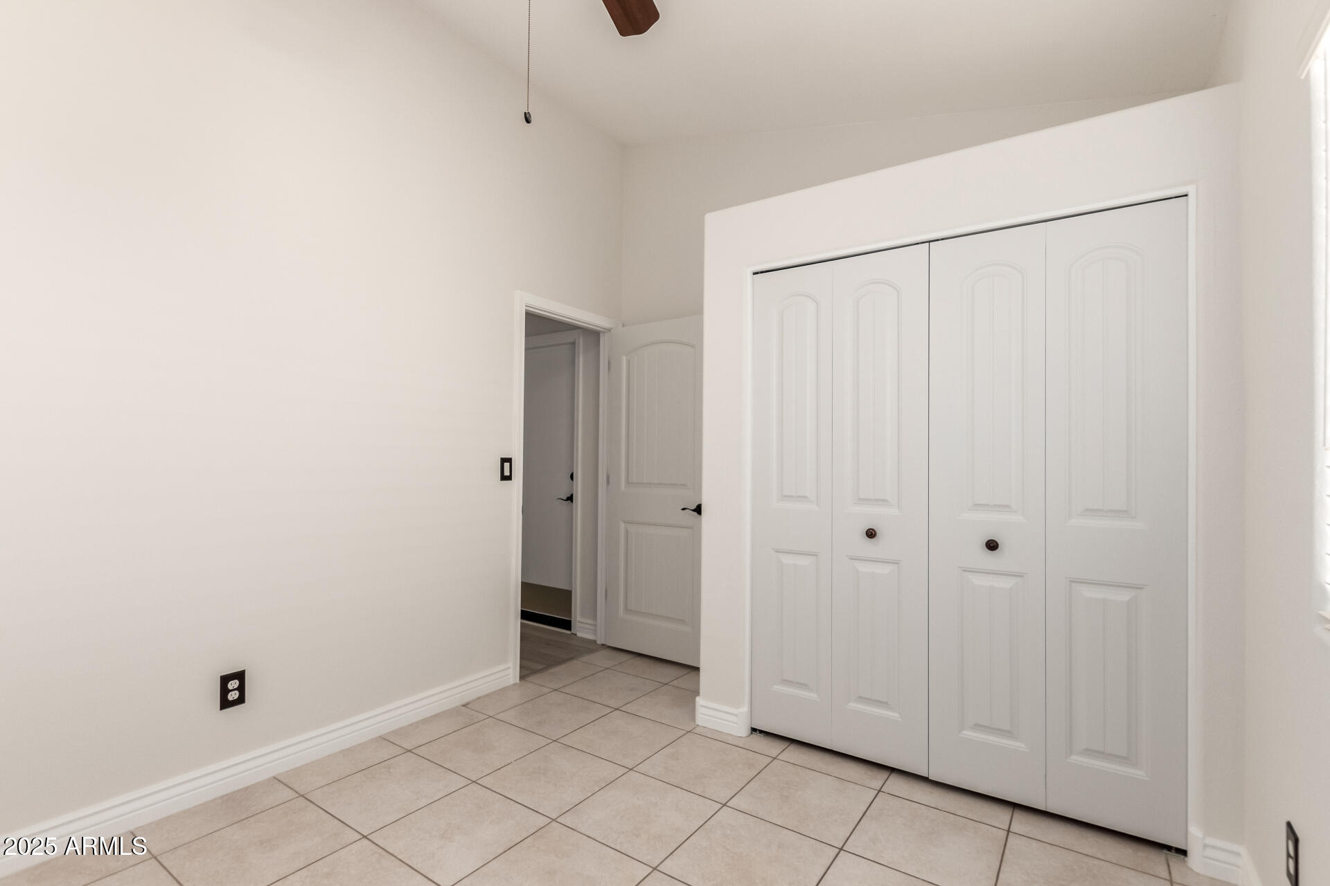 4387 E HARTFORD Avenue, Phoenix