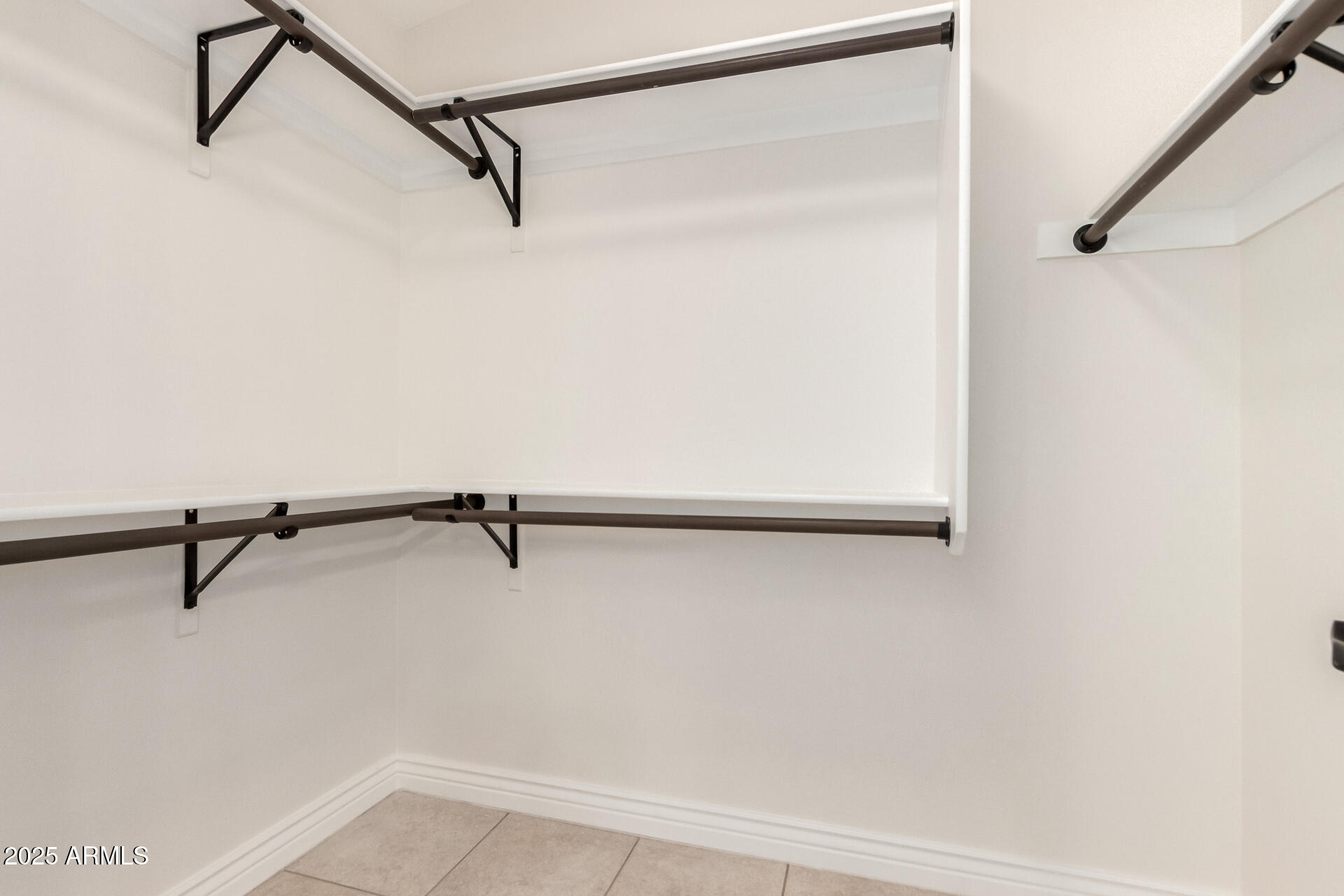 4387 E HARTFORD Avenue, Phoenix