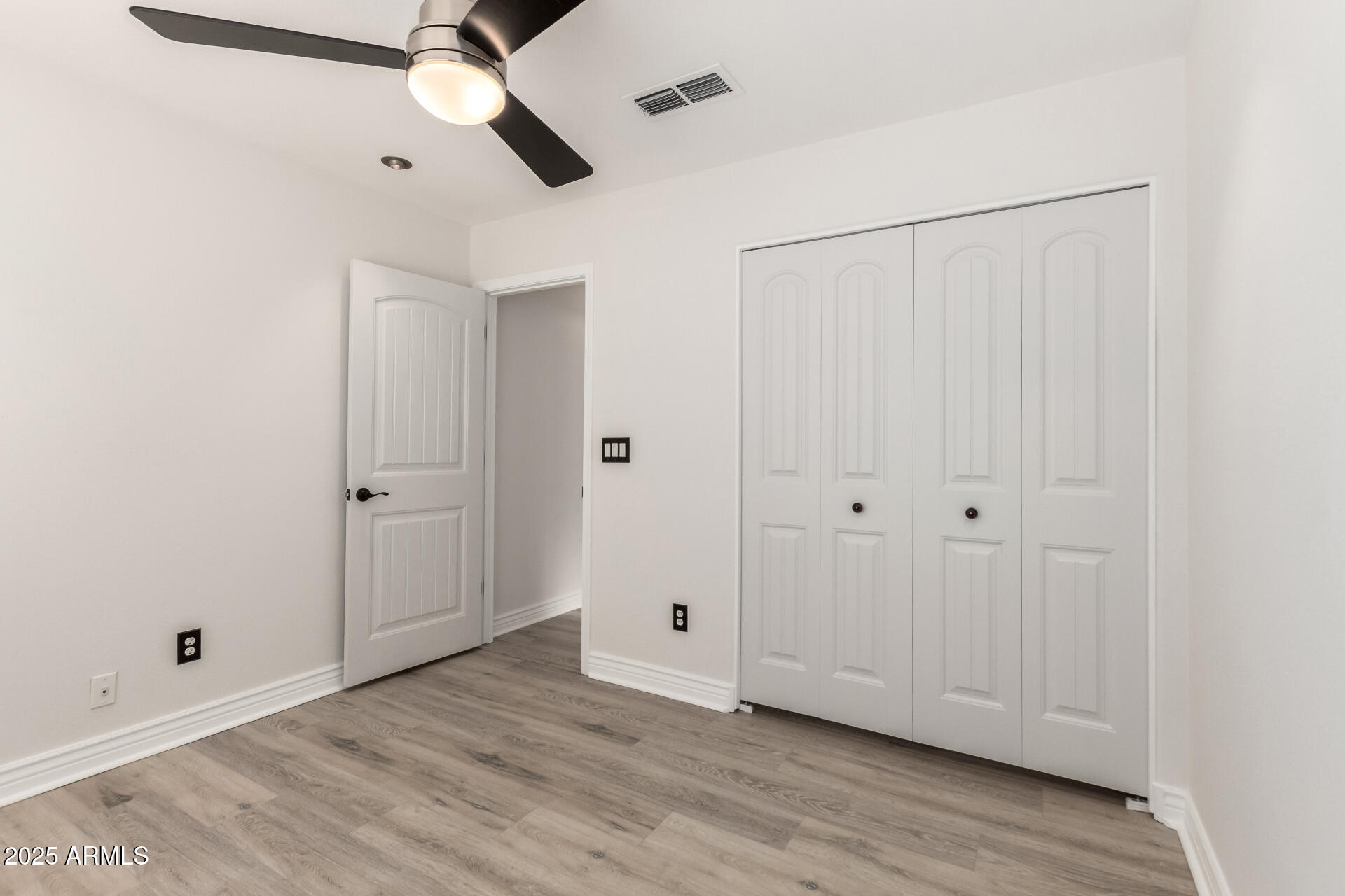 4387 E HARTFORD Avenue, Phoenix