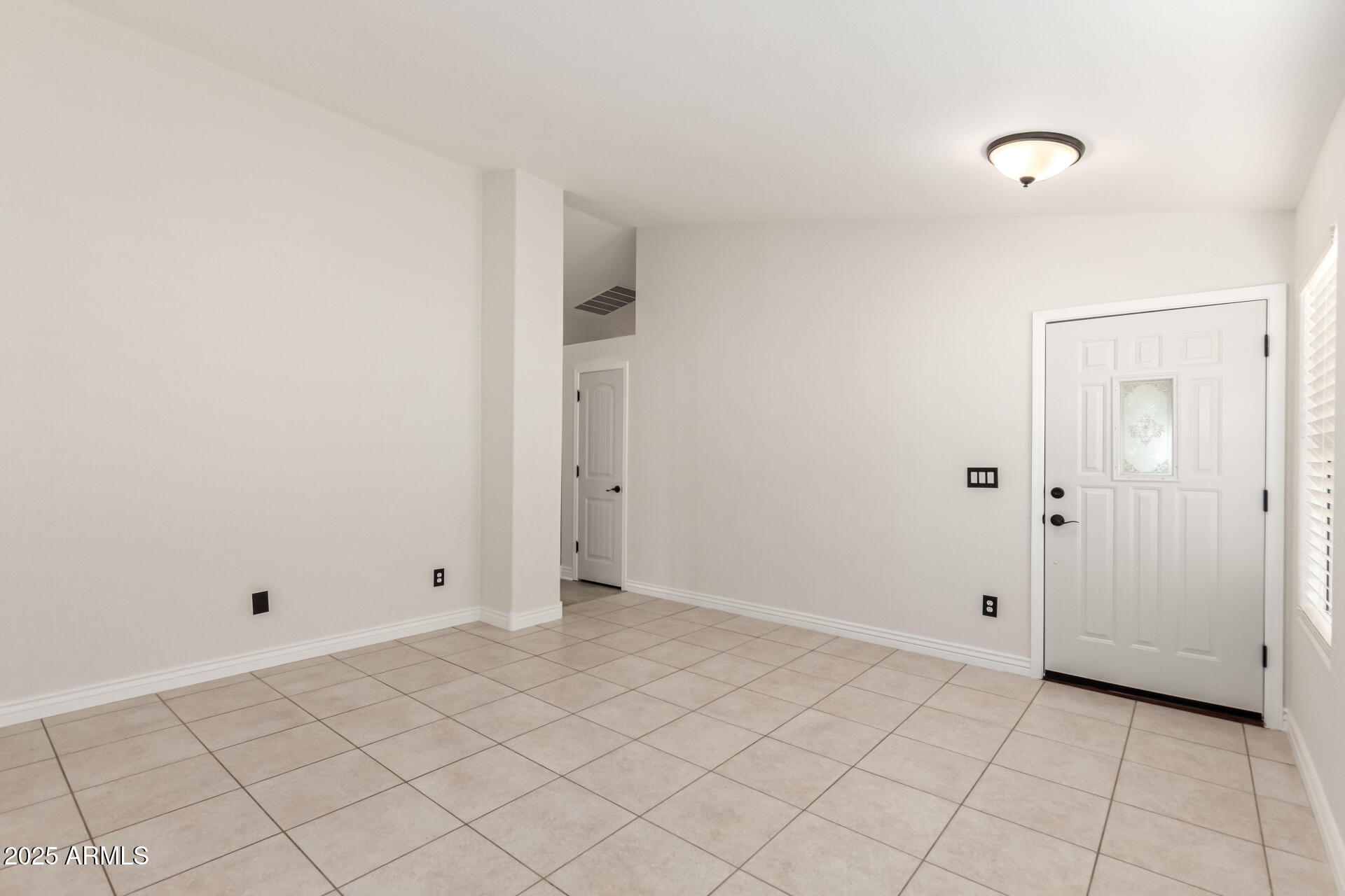 4387 E HARTFORD Avenue, Phoenix