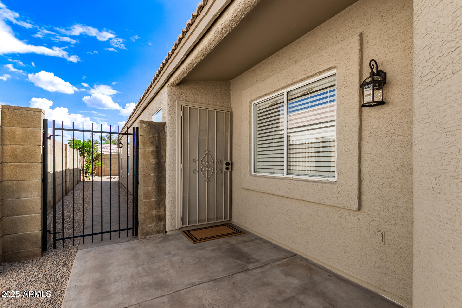 4387 E HARTFORD Avenue, Phoenix