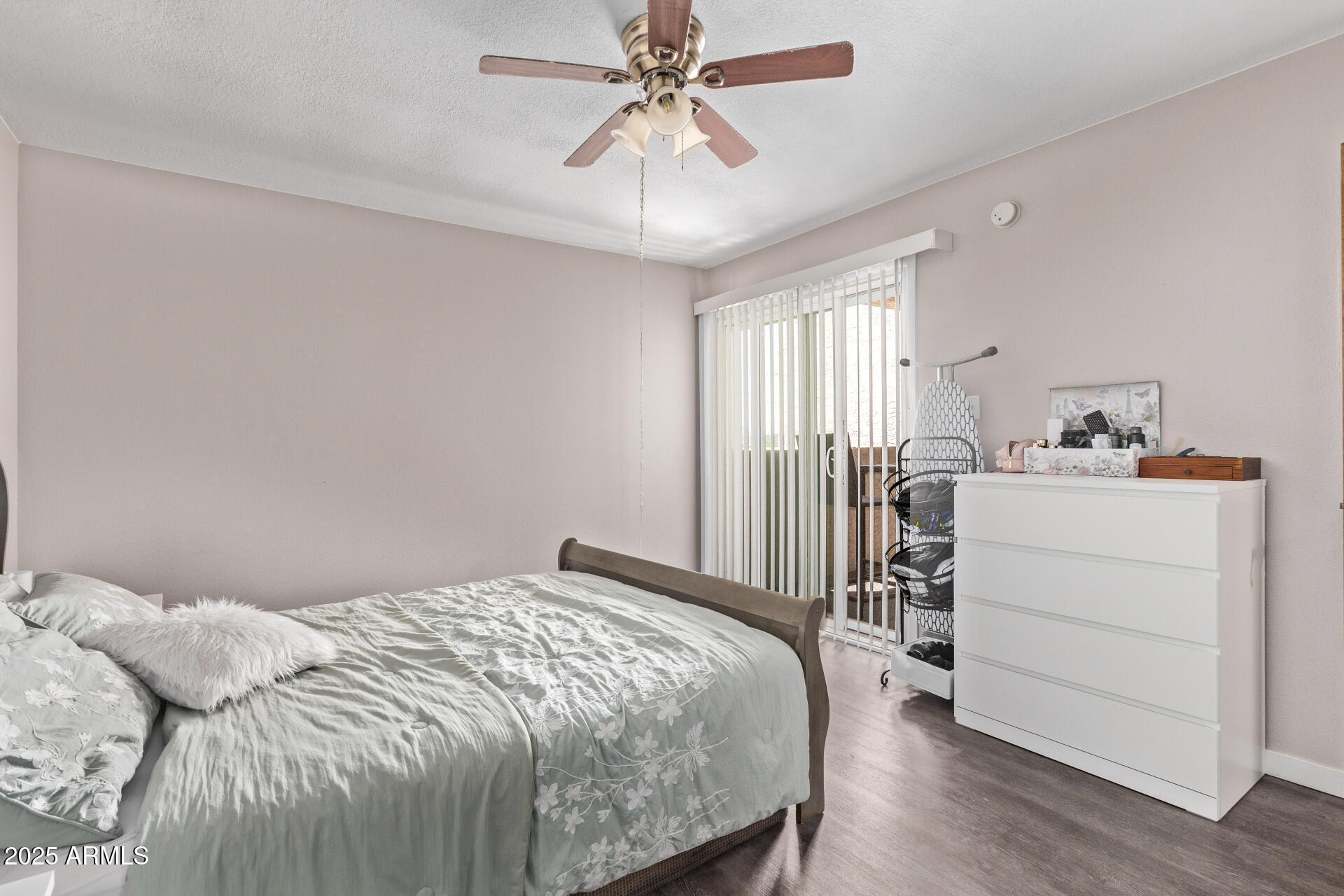 7474 E EARLL Drive, 311