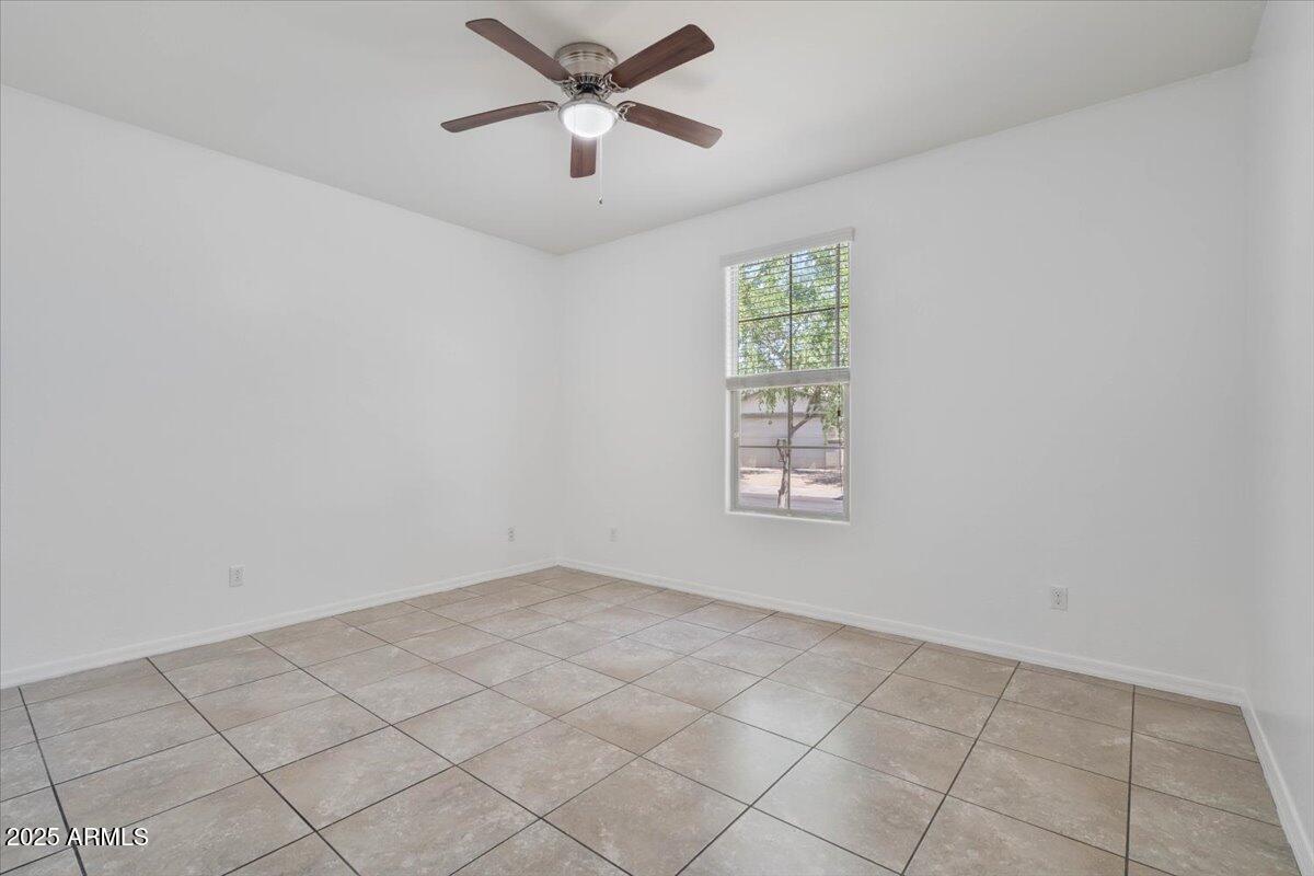 4125 W GARY Way