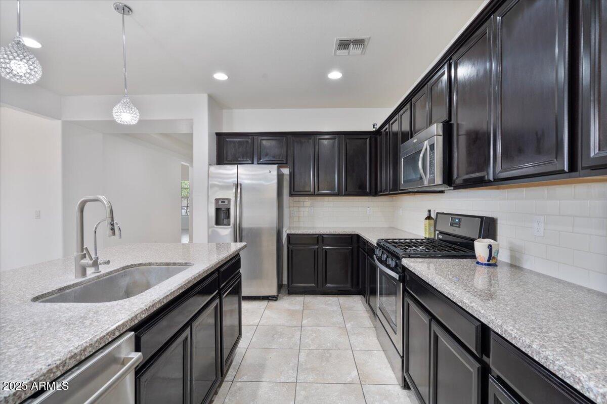 4125 W GARY Way