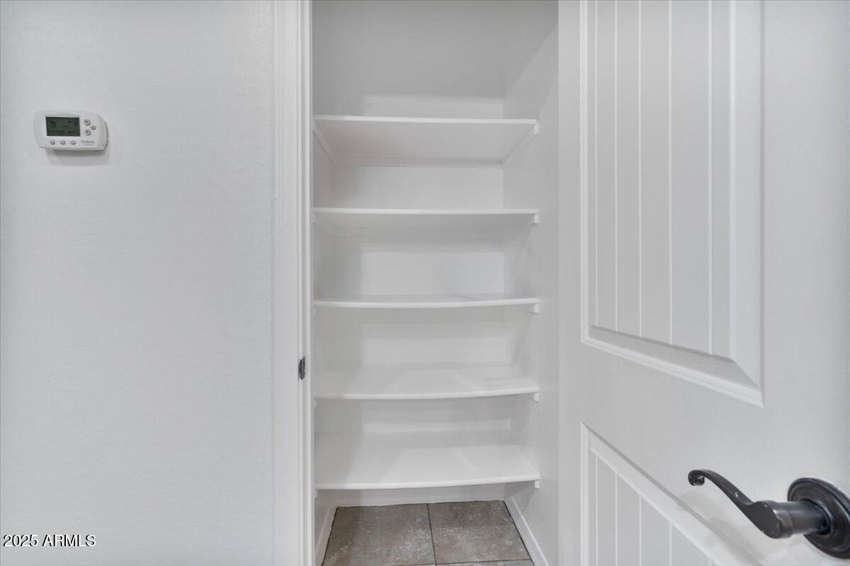 4125 W GARY Way