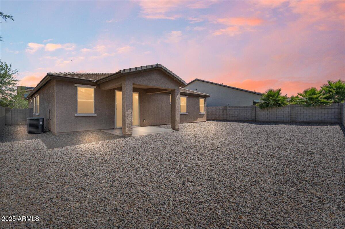 4125 W GARY Way