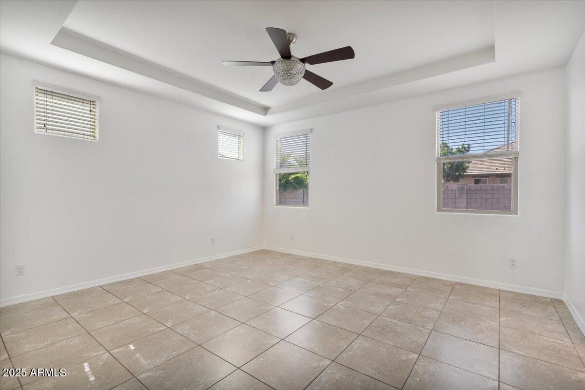 4125 W GARY Way