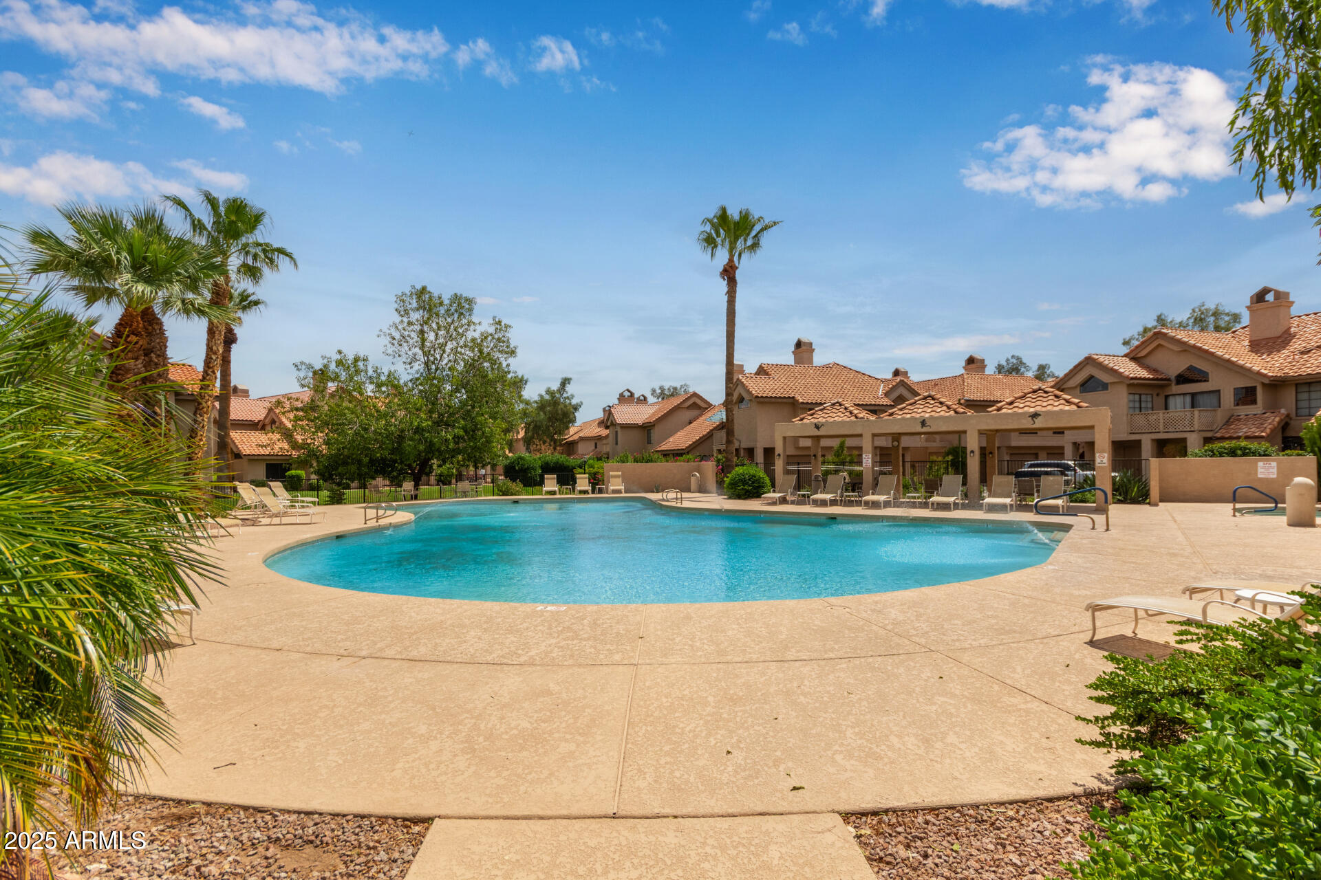 1001 N PASADENA Street, 3, Mesa Unit: 3