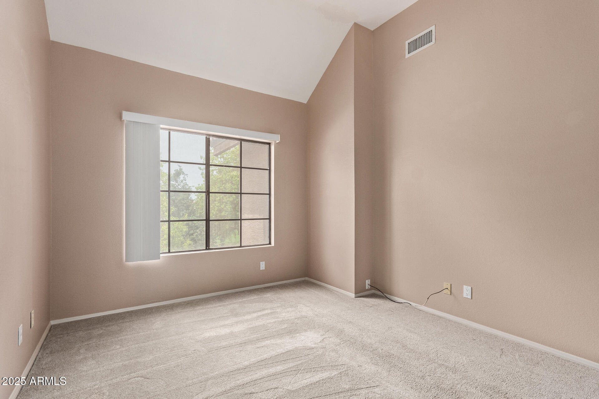 1001 N PASADENA Street, 3, Mesa Unit: 3