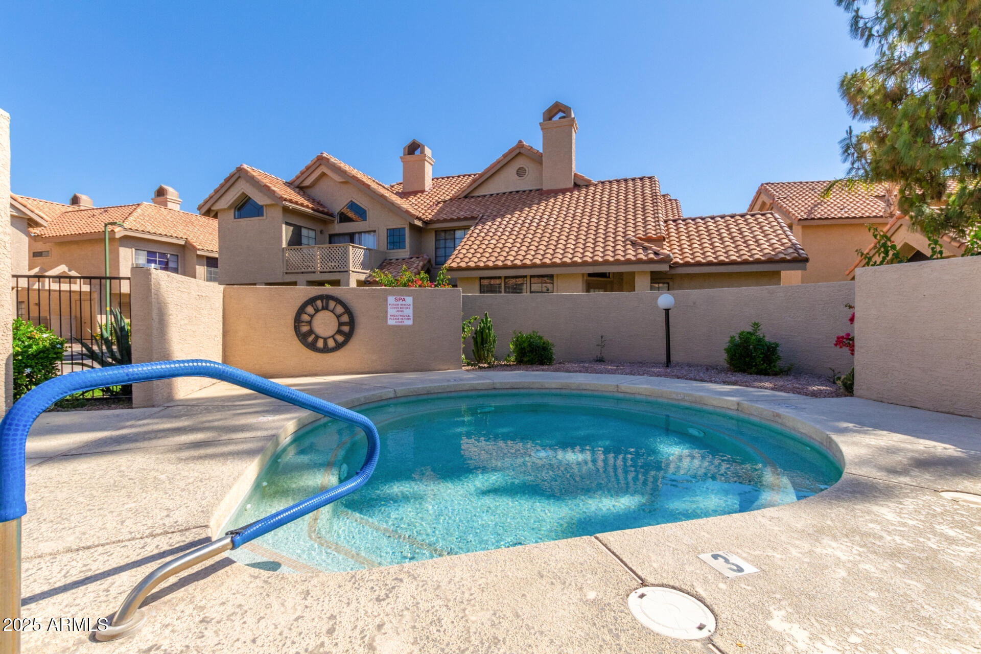 1001 N PASADENA Street, 3, Mesa Unit: 3