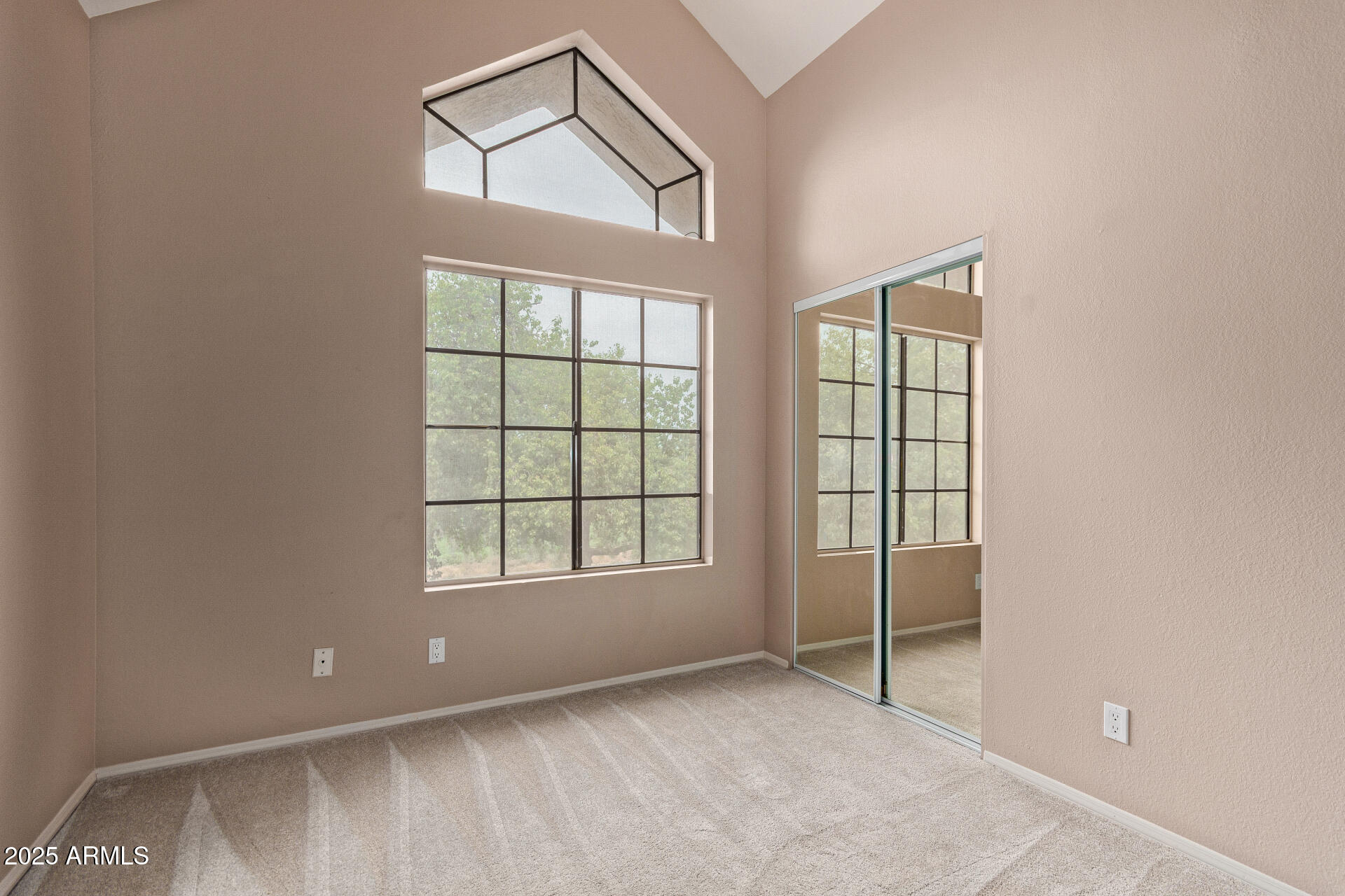 1001 N PASADENA Street, 3, Mesa Unit: 3