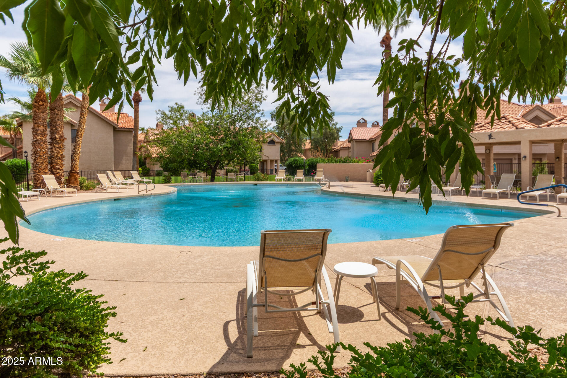 1001 N PASADENA Street, 3, Mesa Unit: 3