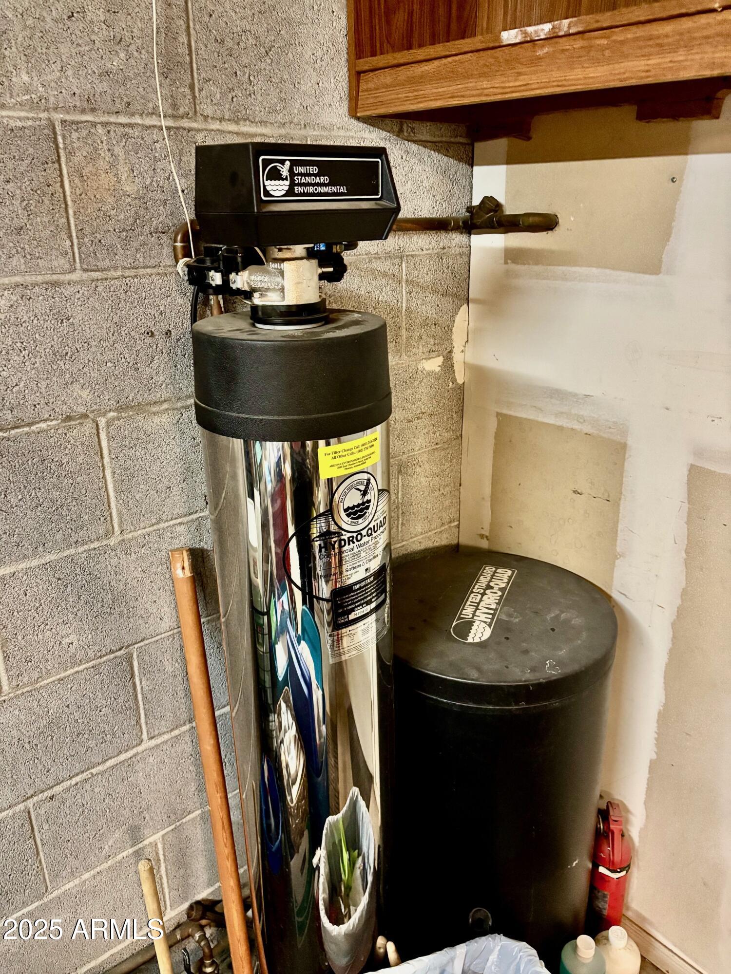 1231 E DOUGLAS Avenue