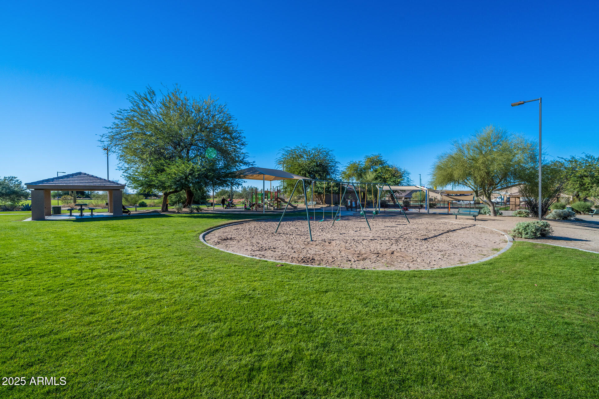 4037 N PINNACLE HILLS Circle