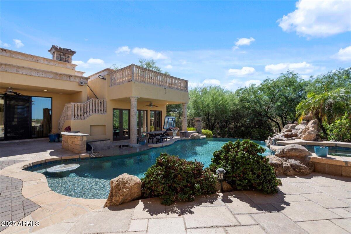 4037 N PINNACLE HILLS Circle