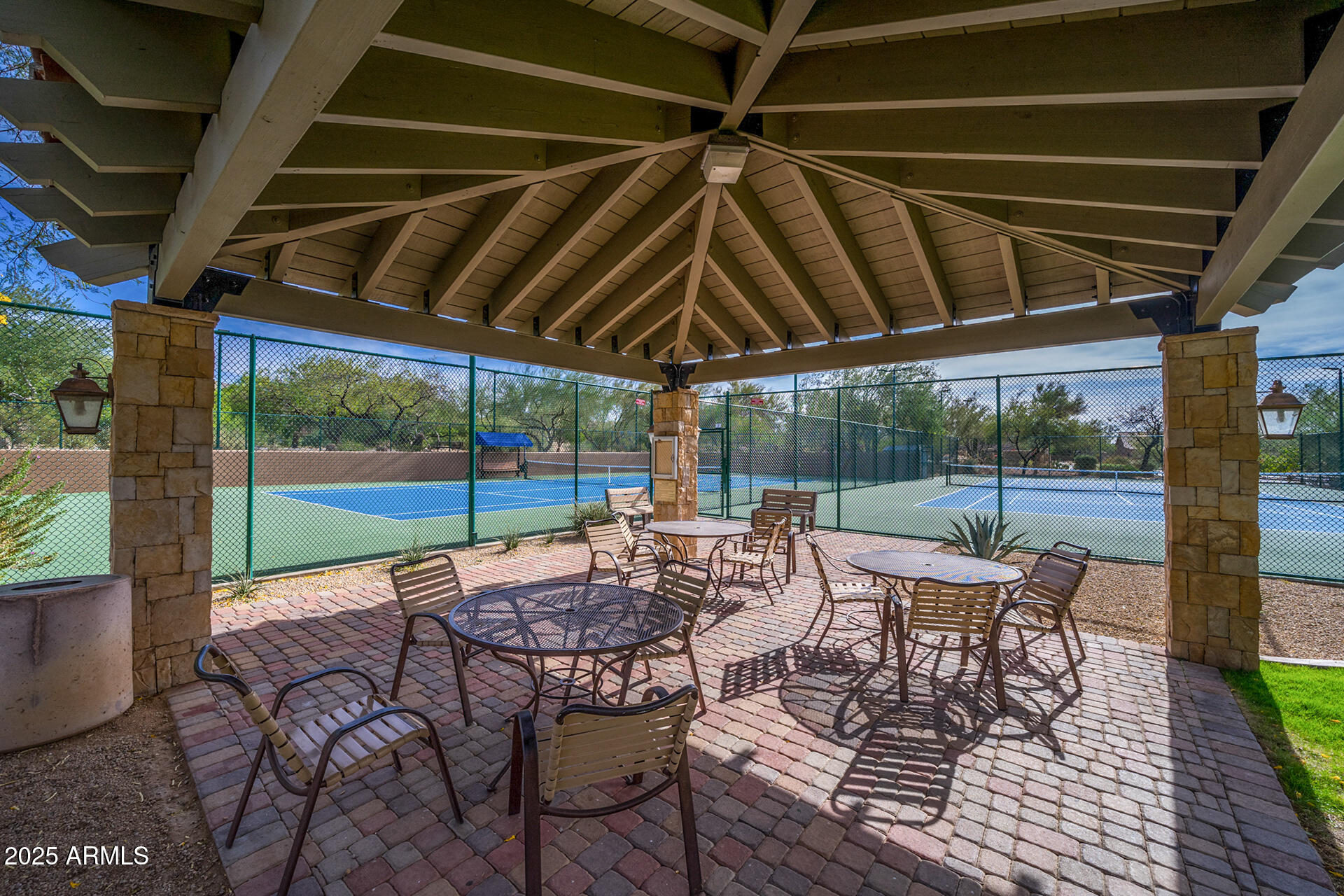 4037 N PINNACLE HILLS Circle