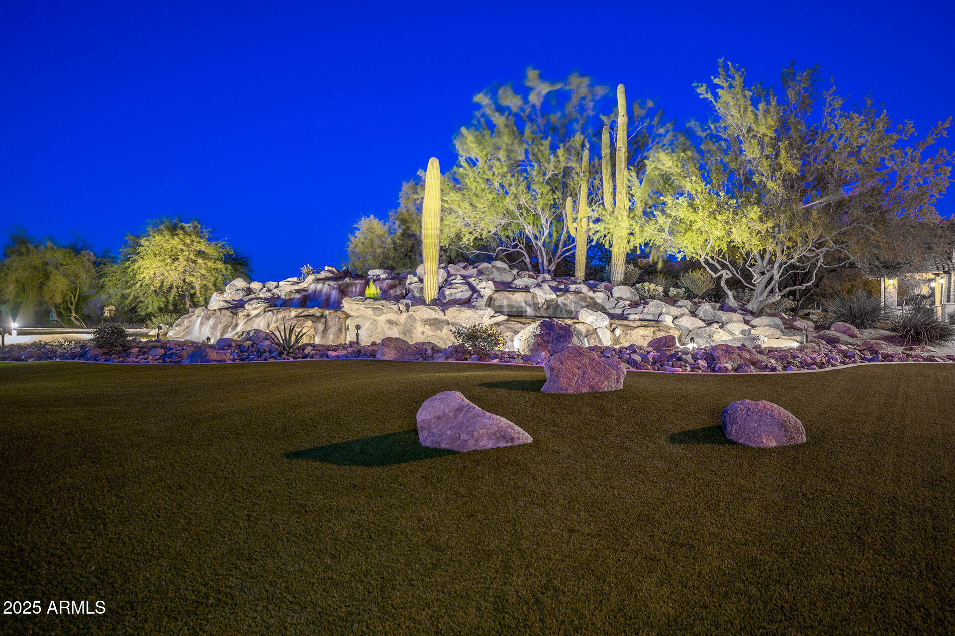 4037 N PINNACLE HILLS Circle