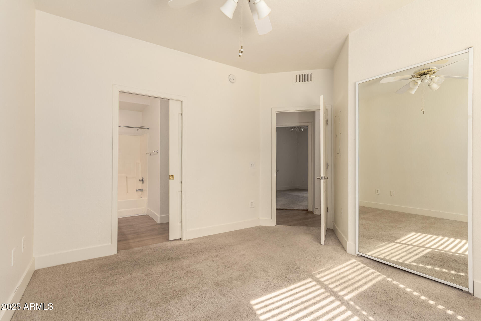 2929 W YORKSHIRE Drive 1061