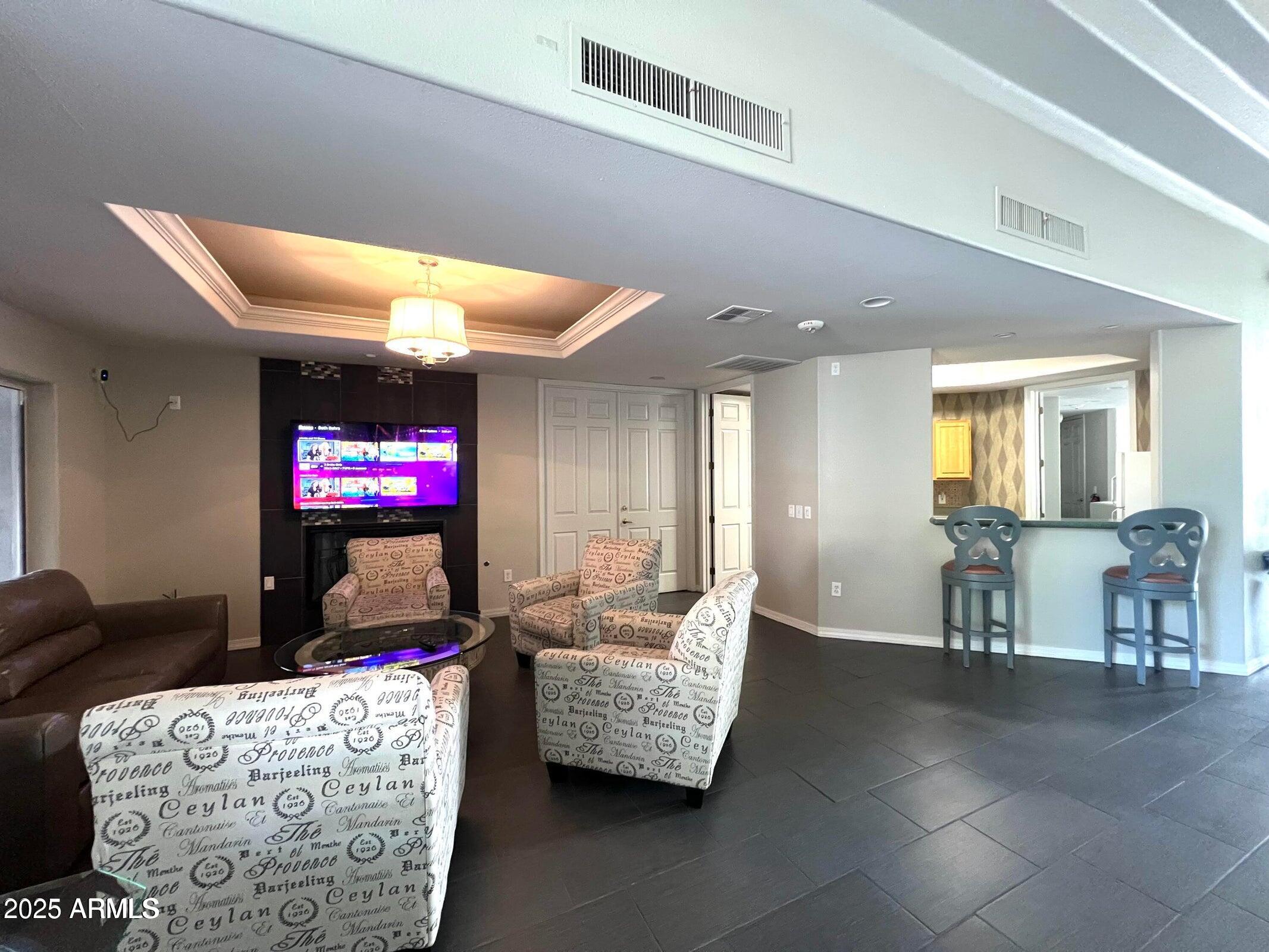 2929 W YORKSHIRE Drive 1061