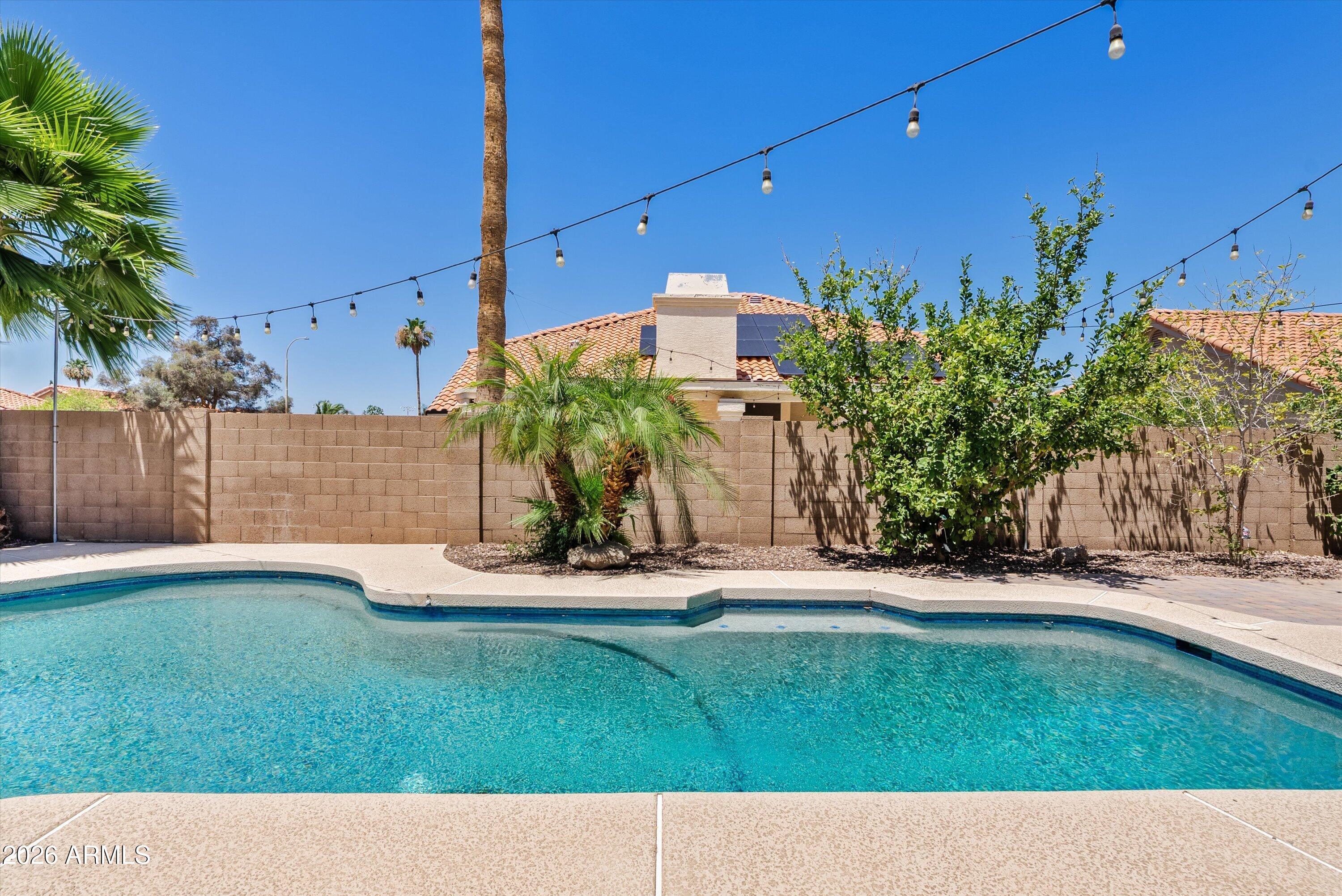 1300 N SYCAMORE Court