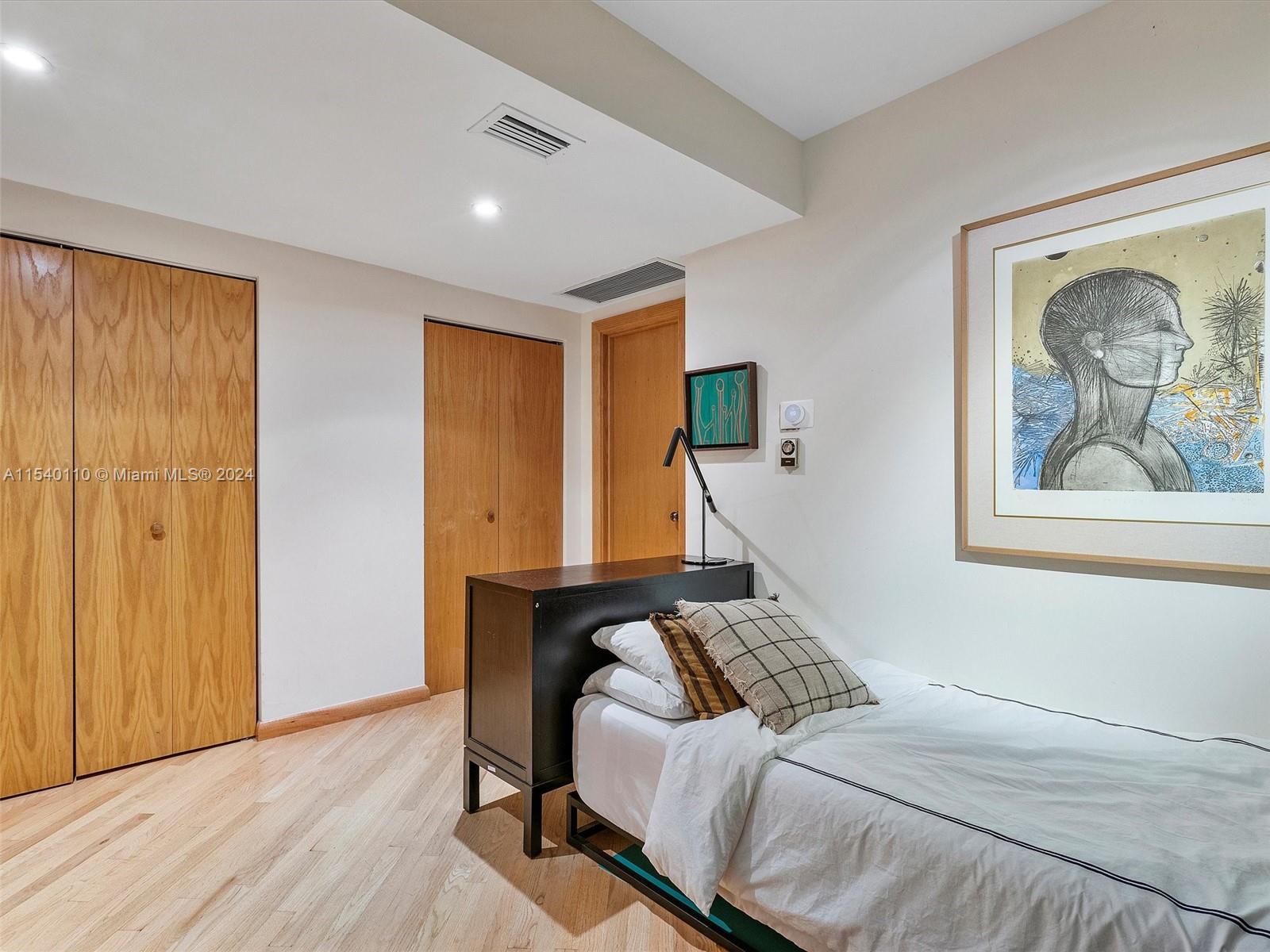 10155 Collins Ave # 506