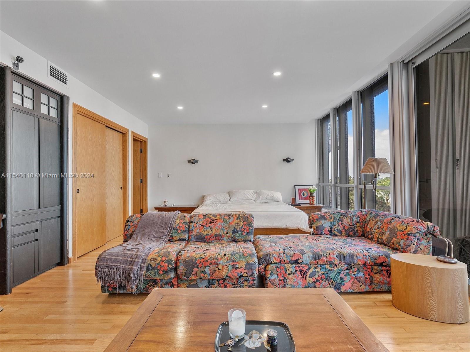 10155 Collins Ave # 506