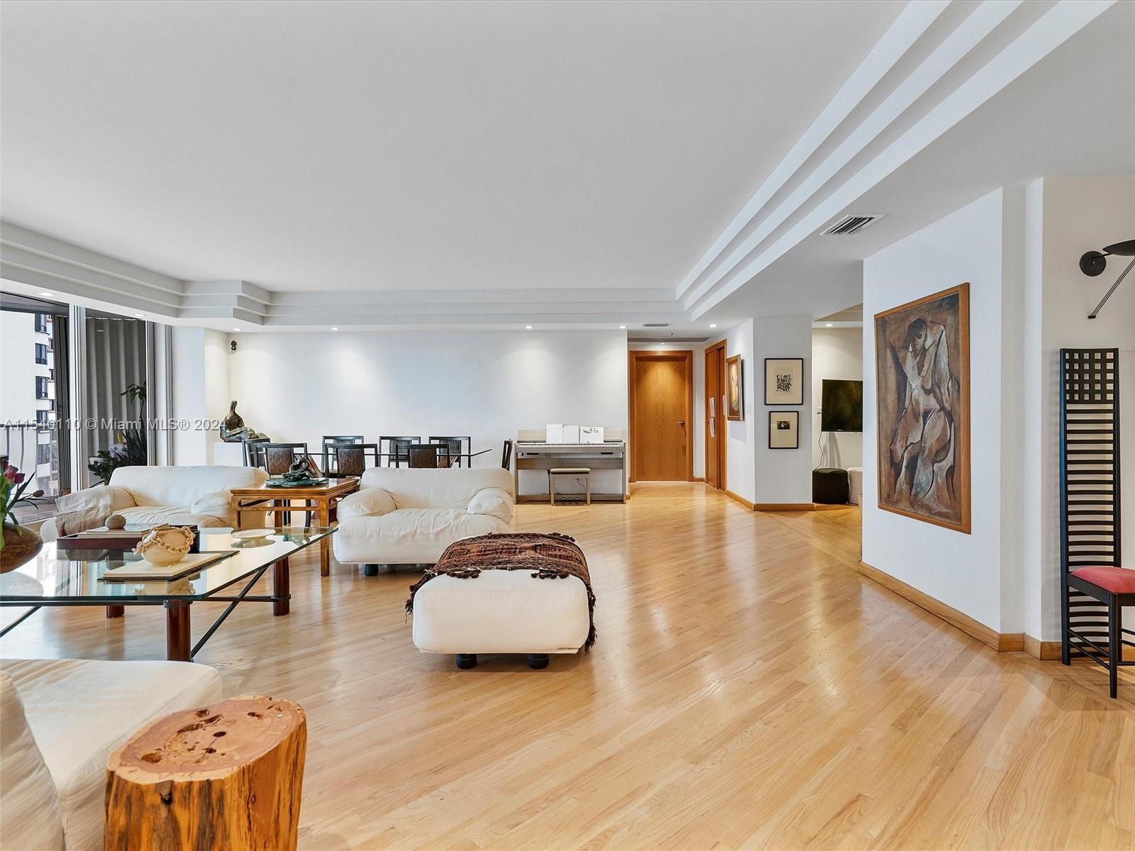 10155 Collins Ave # 506